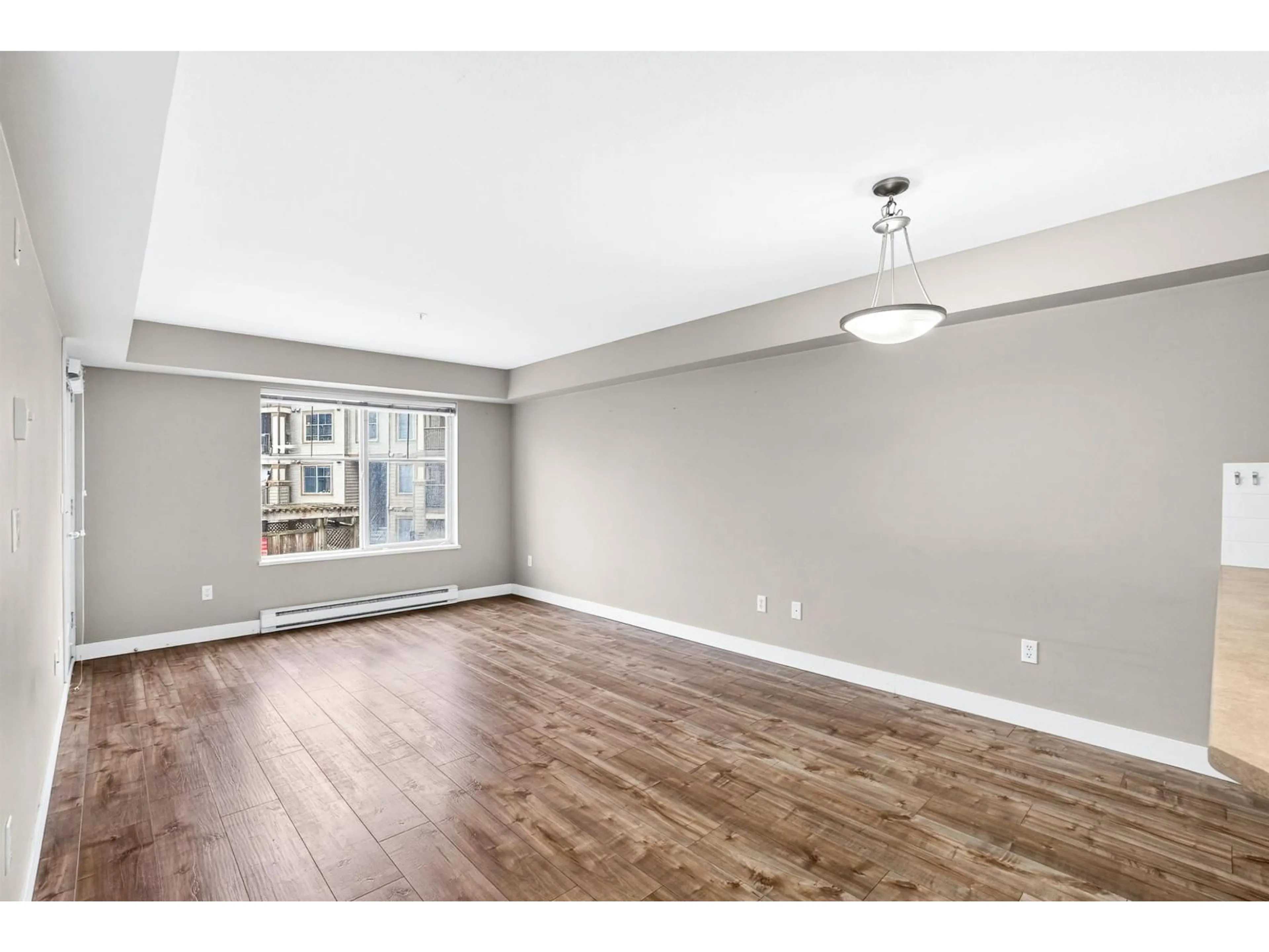 A pic of a room for 201 - 45559 YALE ROAD, Chilliwack British Columbia V2P0B1