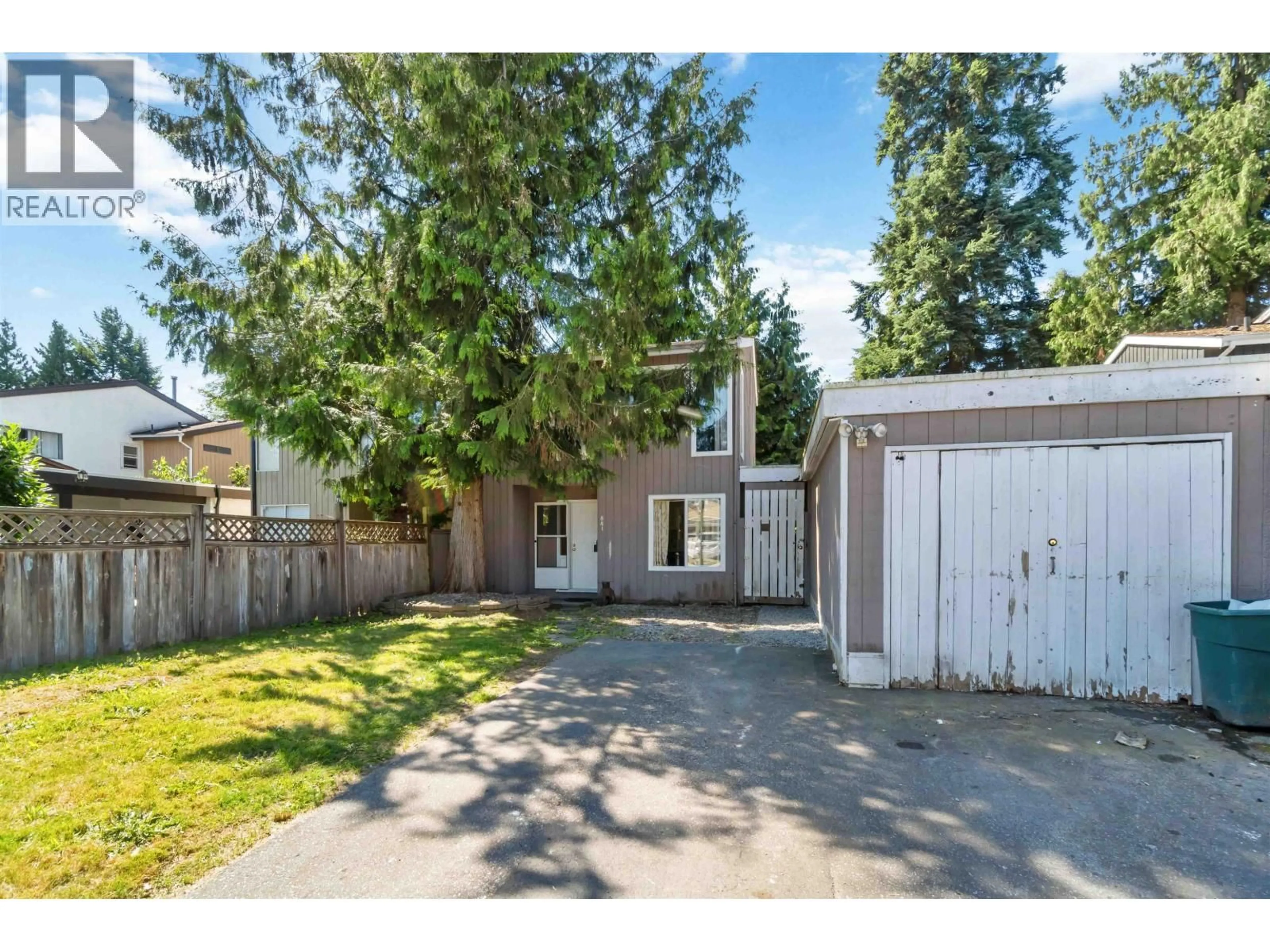 A pic from outside/outdoor area/front of a property/back of a property/a pic from drone, street for 881 PINEBROOK PLACE, Coquitlam British Columbia V3C4C1