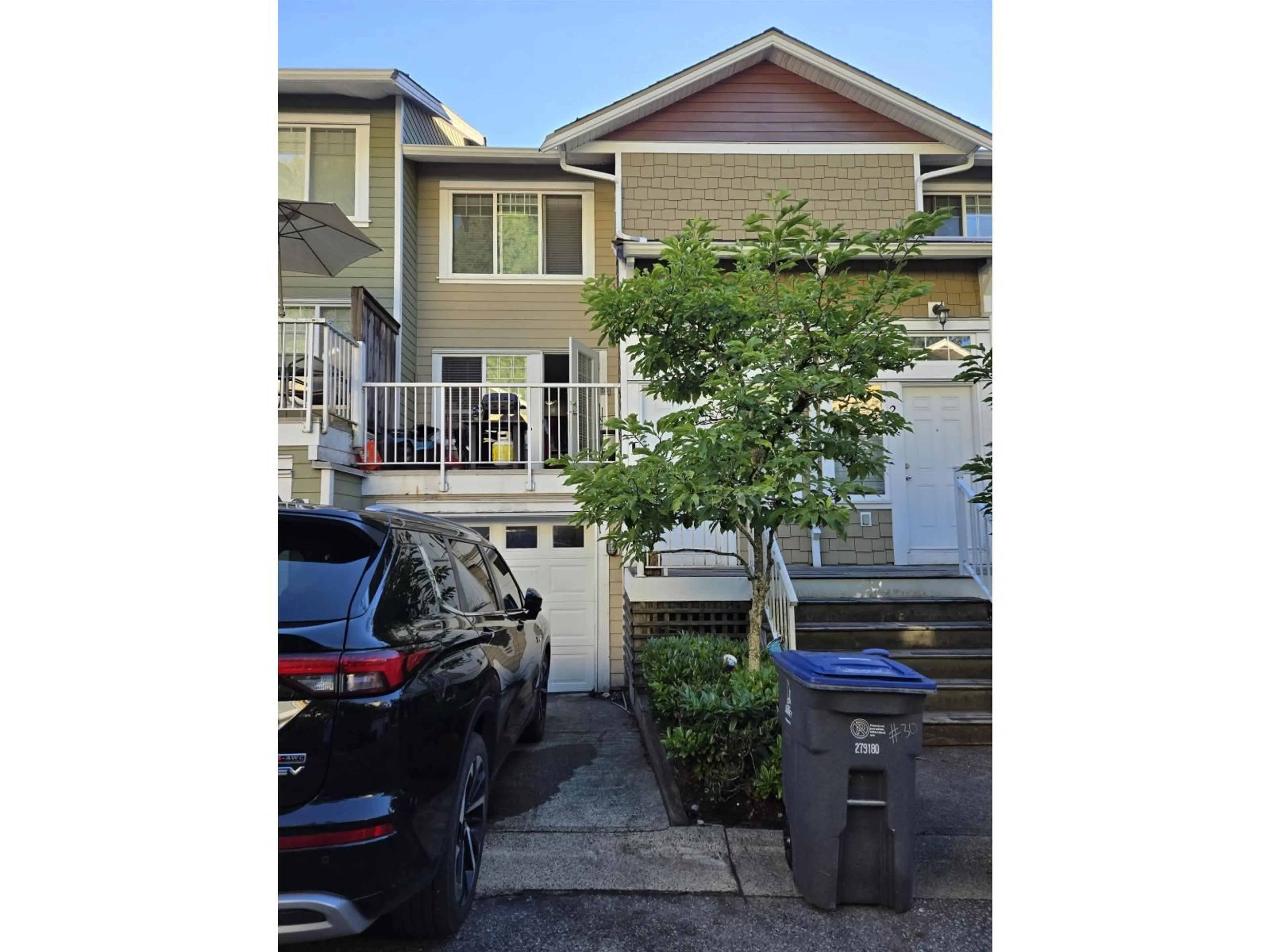 Unknown for 30 - 6110 138 STREET, Surrey British Columbia V3X3V6