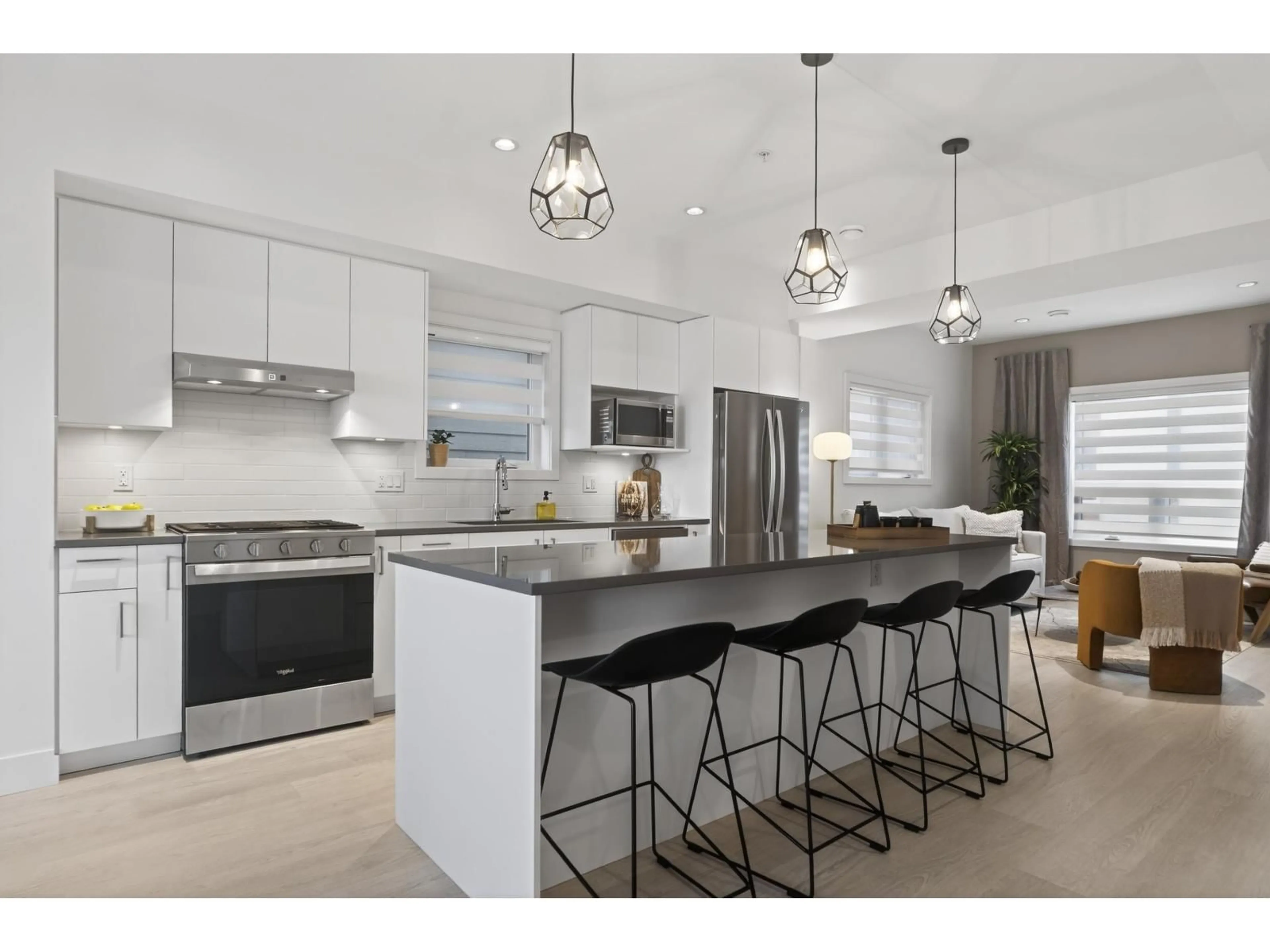 Open concept kitchen, ceramic/tile floor for 74 - 7381 PRESTON BOULEVARD, Mission British Columbia V2V1C5