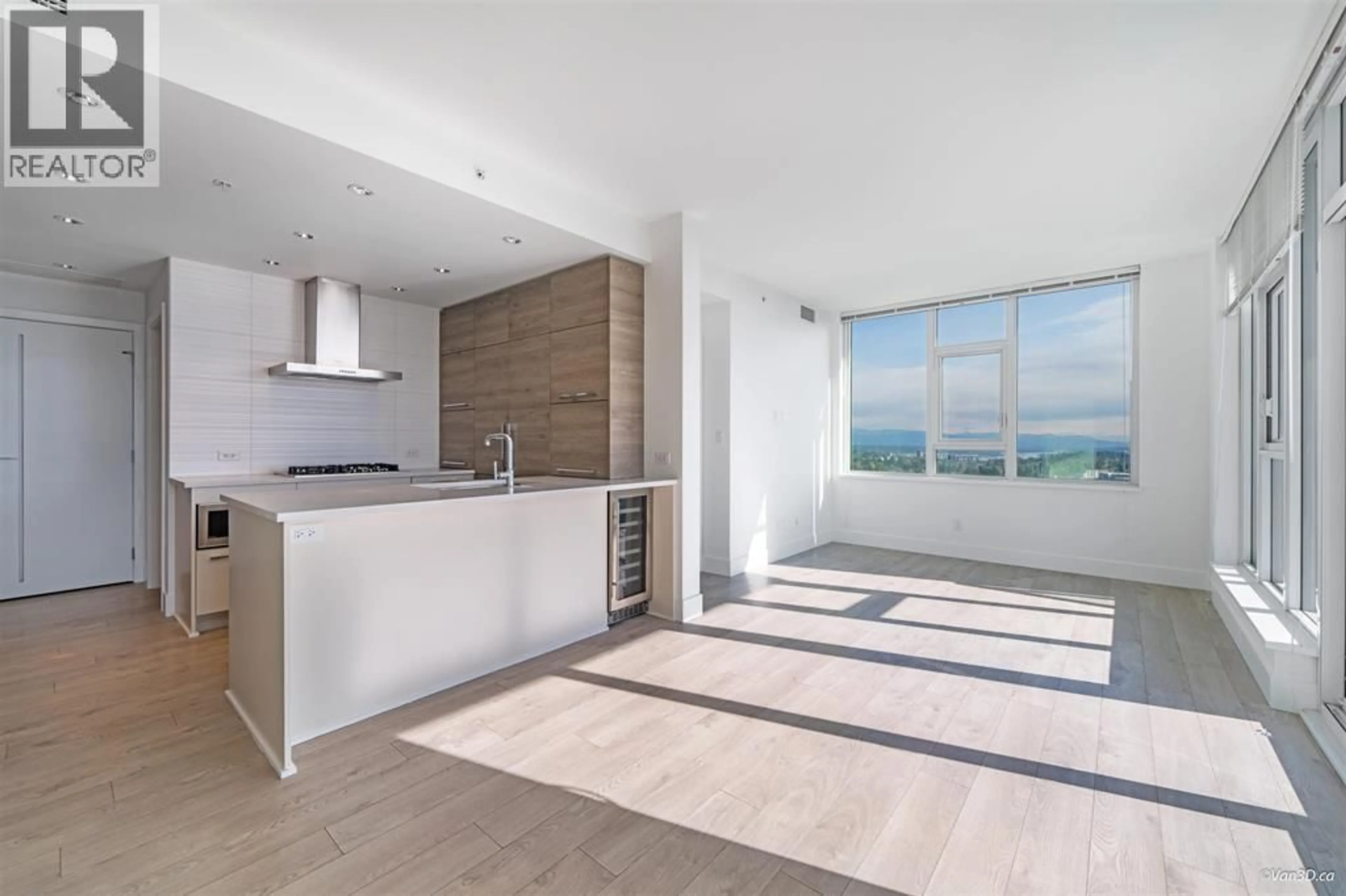 Open concept kitchen, unknown for 2408 - 7388 KINGSWAY, Burnaby British Columbia V3N0G9