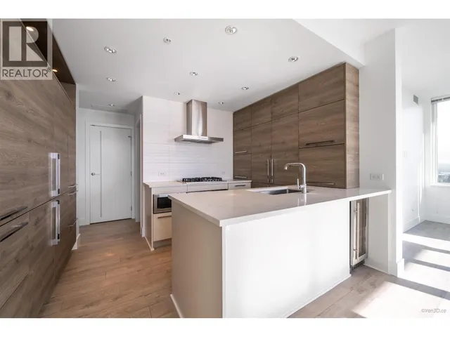 2408 - 7388 KINGSWAY, Burnaby 3