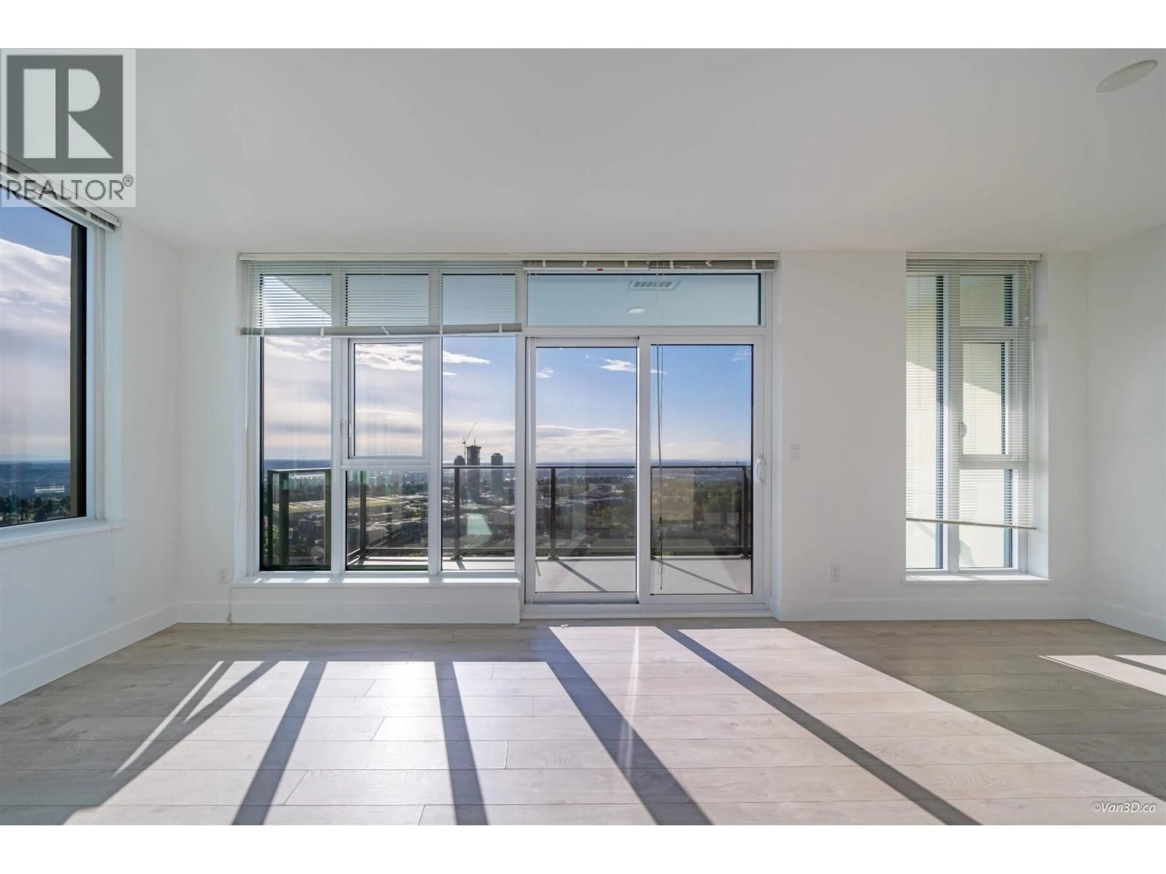 Unknown for 2408 - 7388 KINGSWAY, Burnaby British Columbia V3N0G9