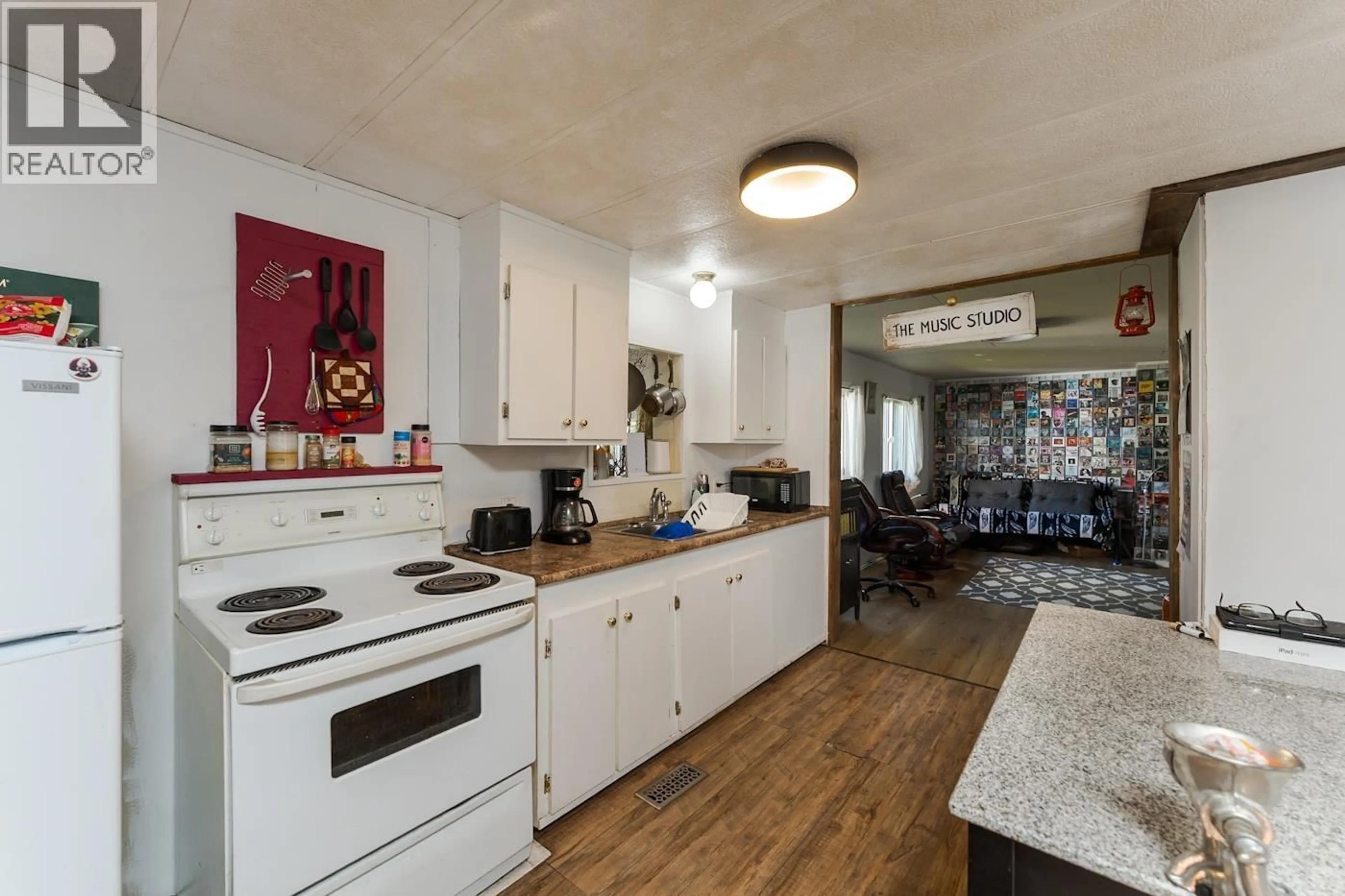 Open concept kitchen, unknown for 5855 MCLEOD ROAD, Prince George British Columbia V2K5X2