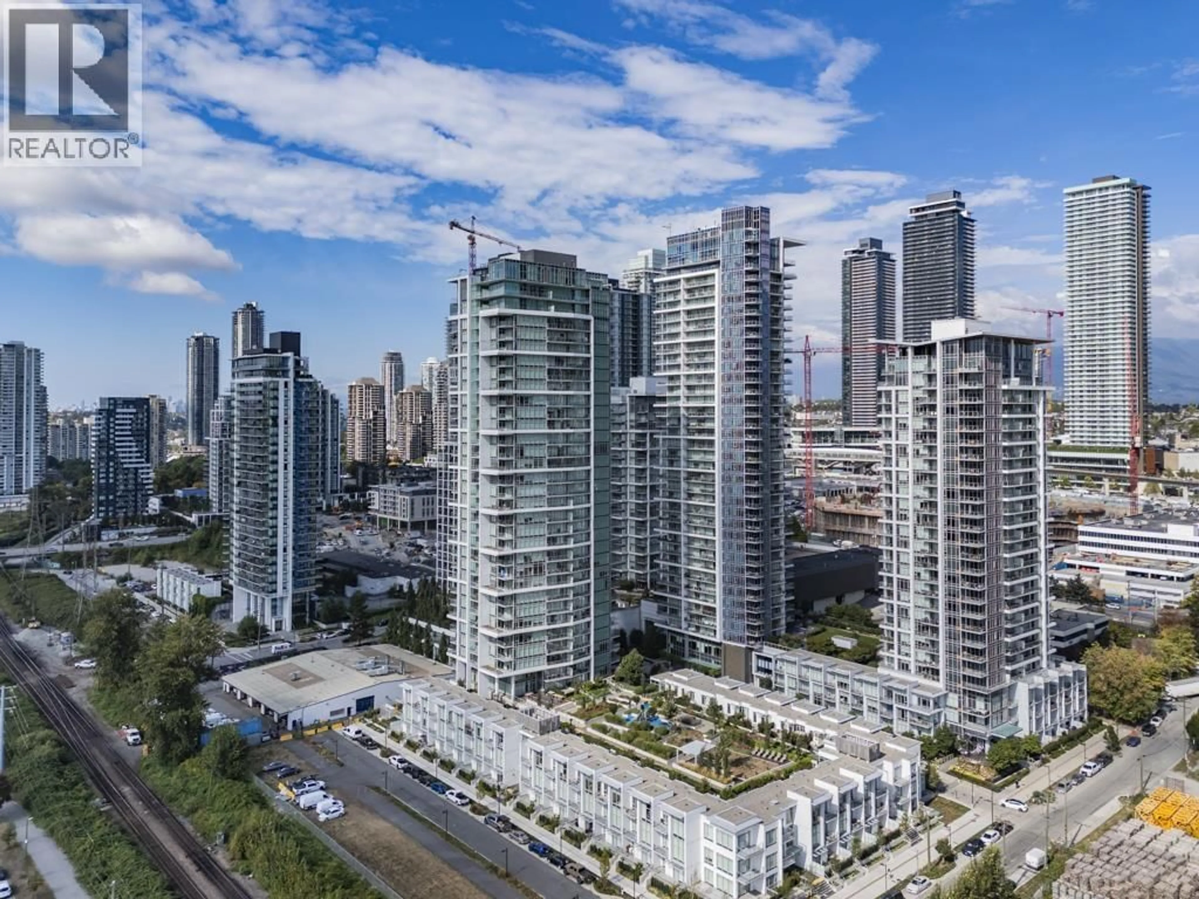 A pic from outside/outdoor area/front of a property/back of a property/a pic from drone, city buildings view from balcony for 605 - 2381 BETA AVENUE, Burnaby British Columbia V5C0P7