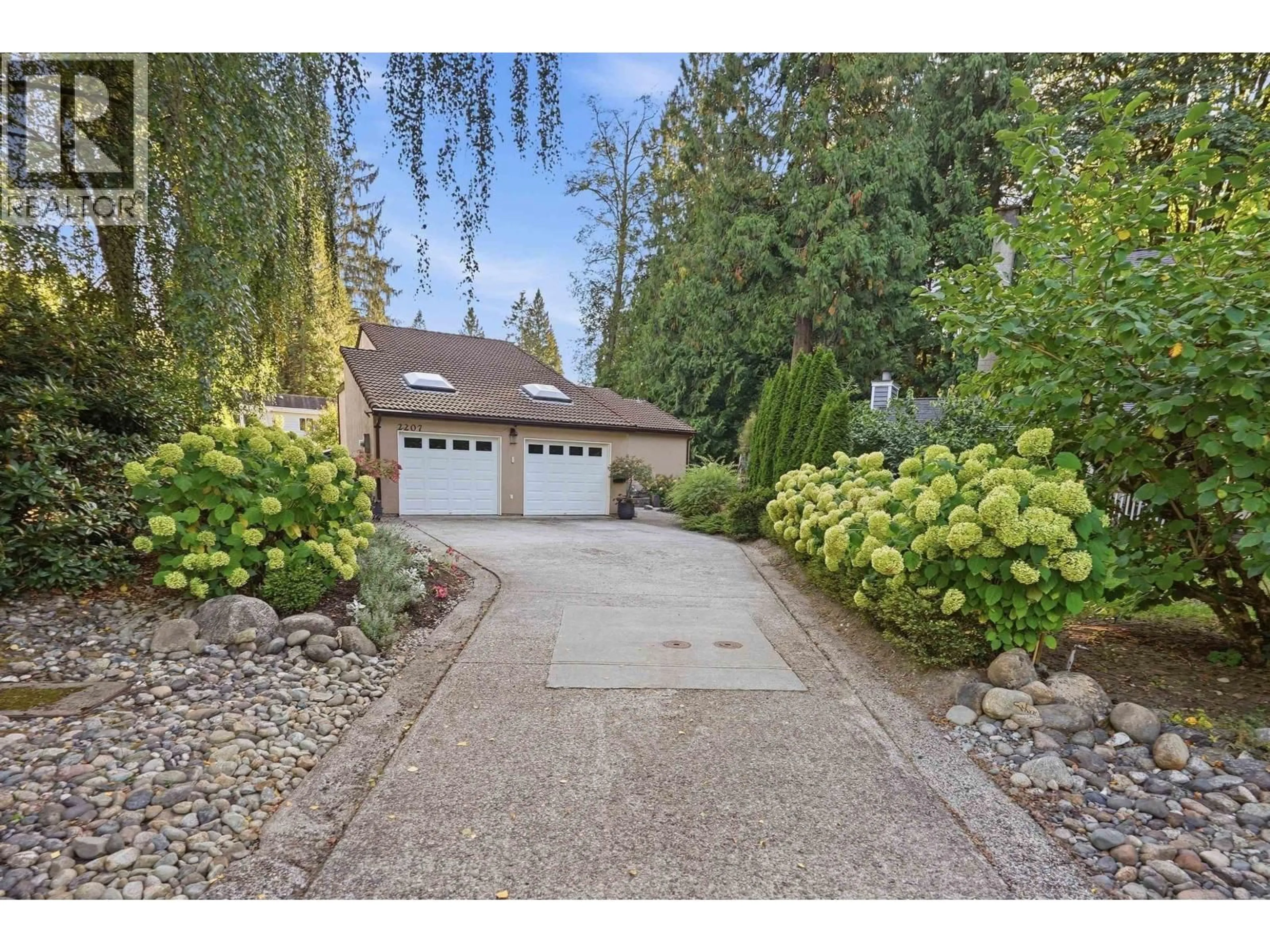 Unknown for 2207 TANAGER PLACE, North Vancouver British Columbia V7J3R3