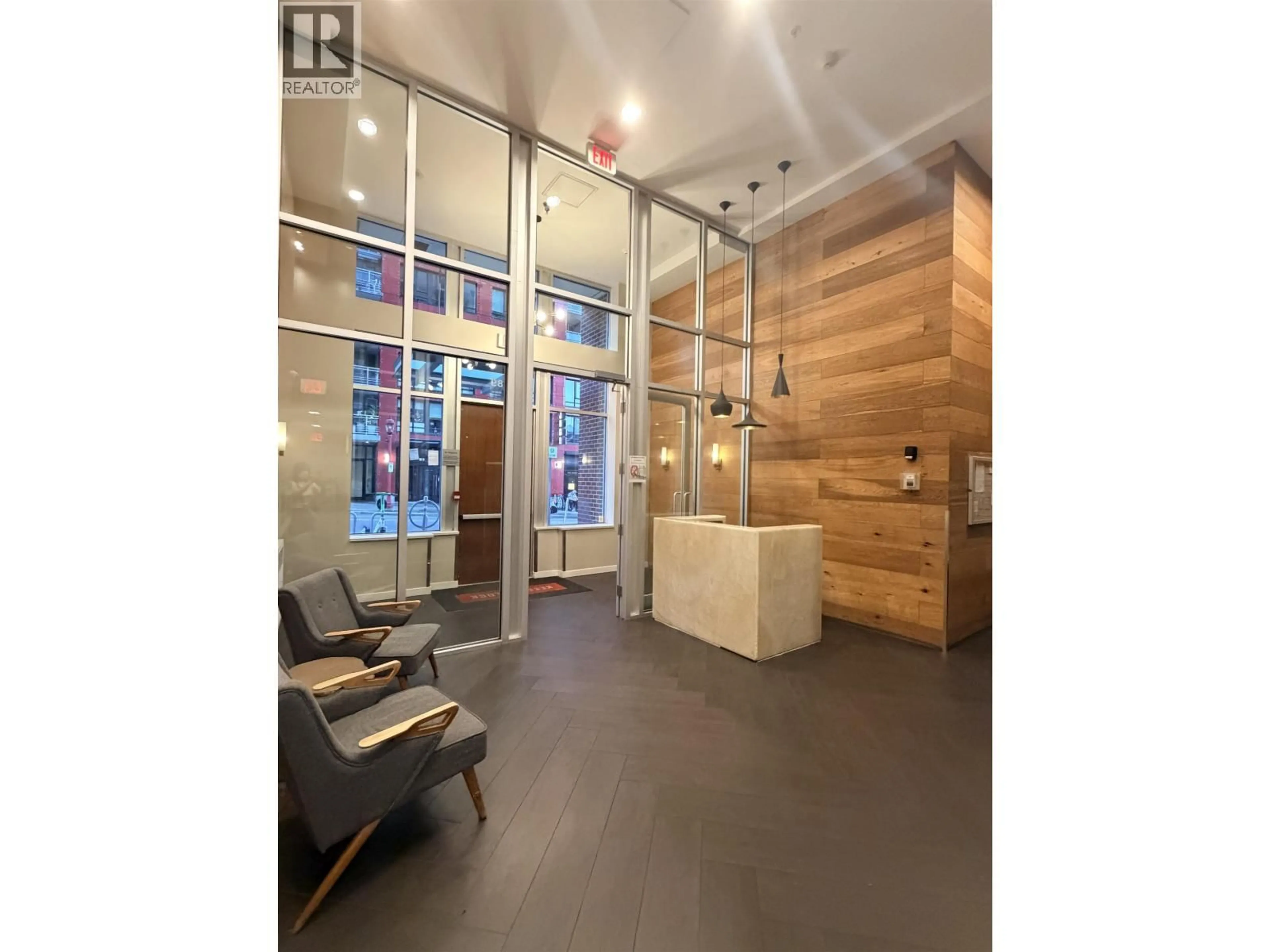 Indoor foyer for 309 - 189 KEEFER STREET, Vancouver British Columbia V6A0C8