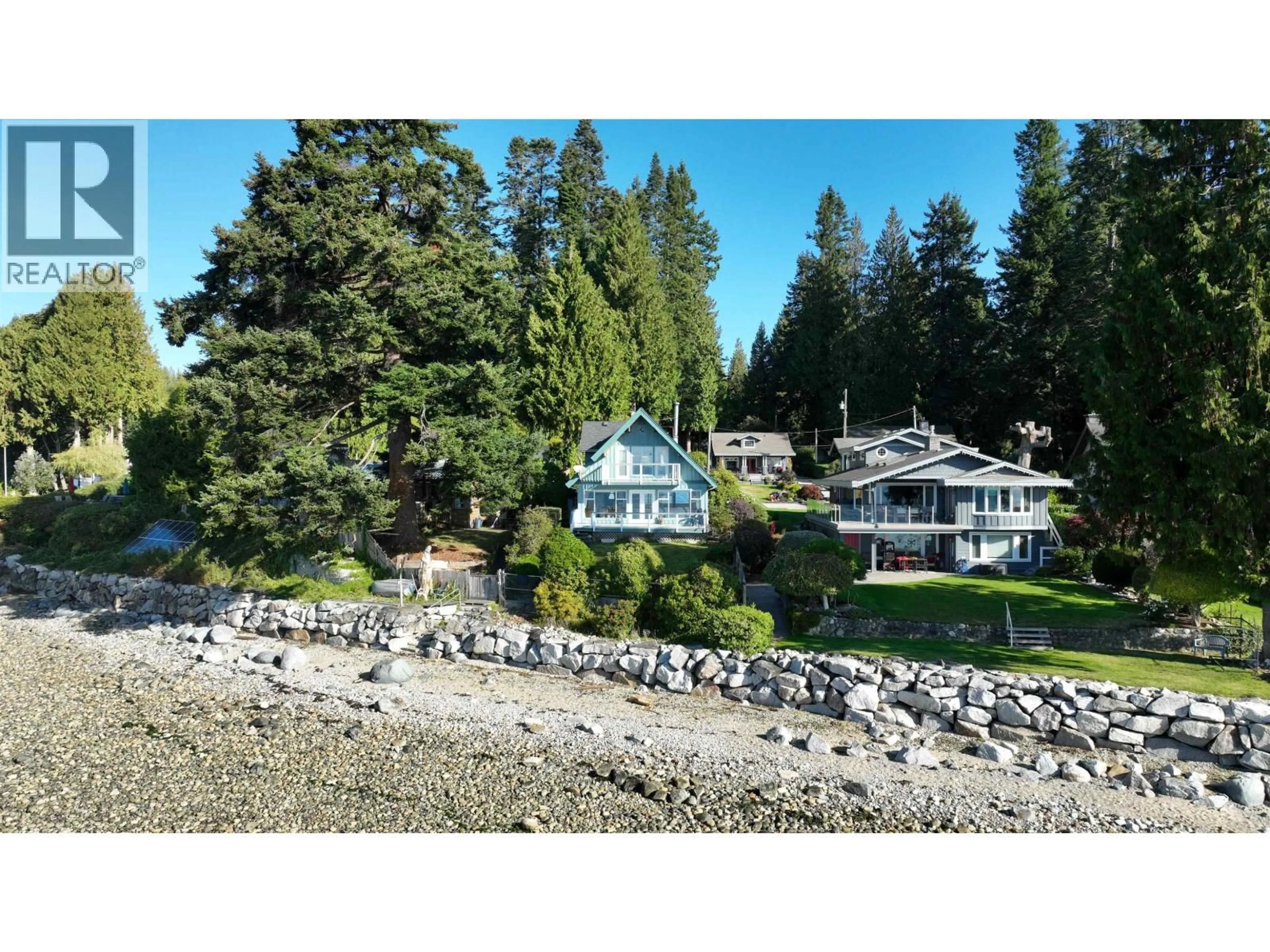 A pic from outside/outdoor area/front of a property/back of a property/a pic from drone, water/lake/river/ocean view for 3199 BEACH AVENUE, Roberts Creek British Columbia V0N2W0