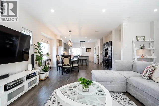 32 - 843 EWEN AVENUE, New Westminster 3
