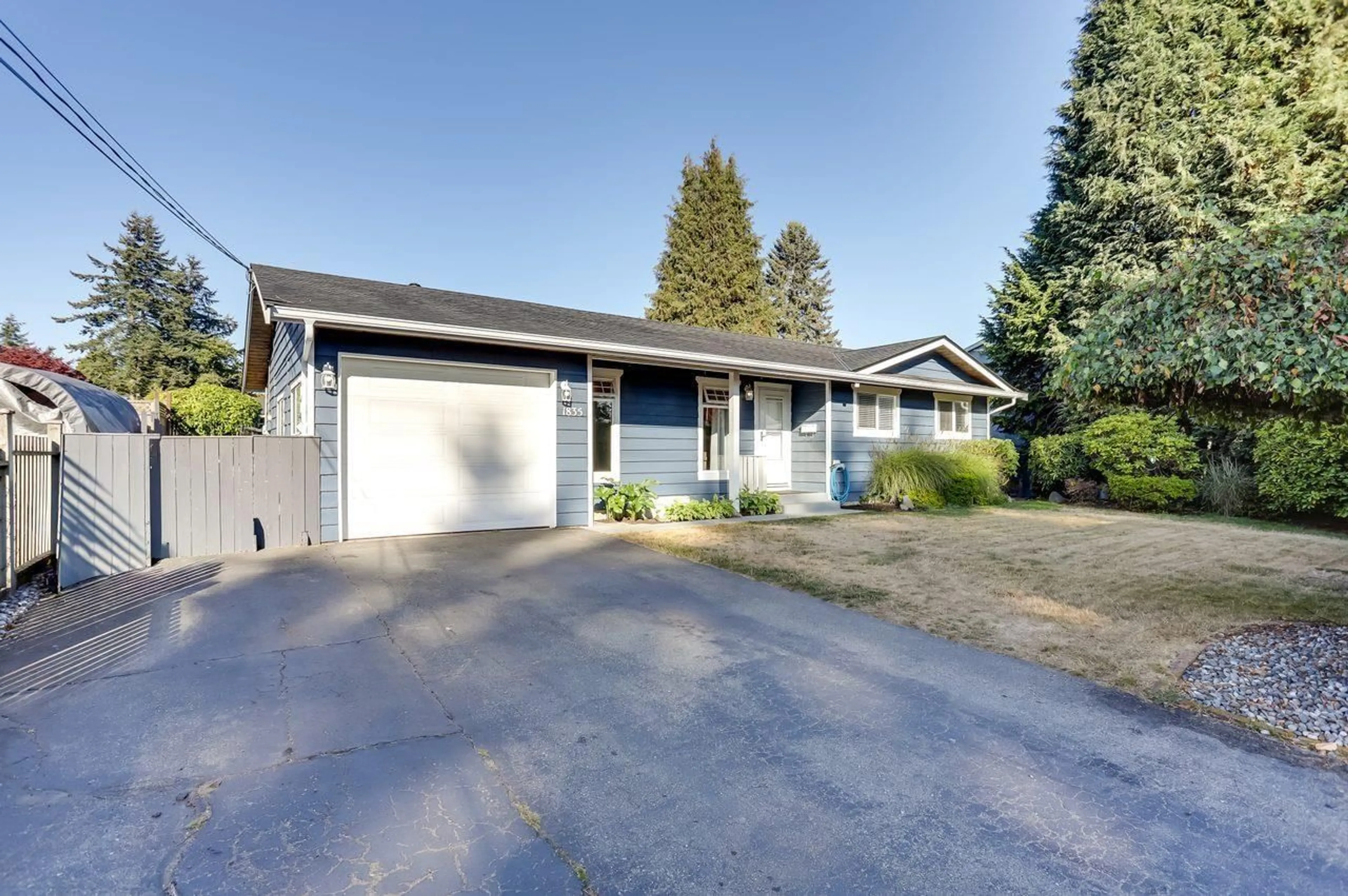 Home with vinyl exterior material, street for 1835 156 STREET, Surrey British Columbia V4A4T5