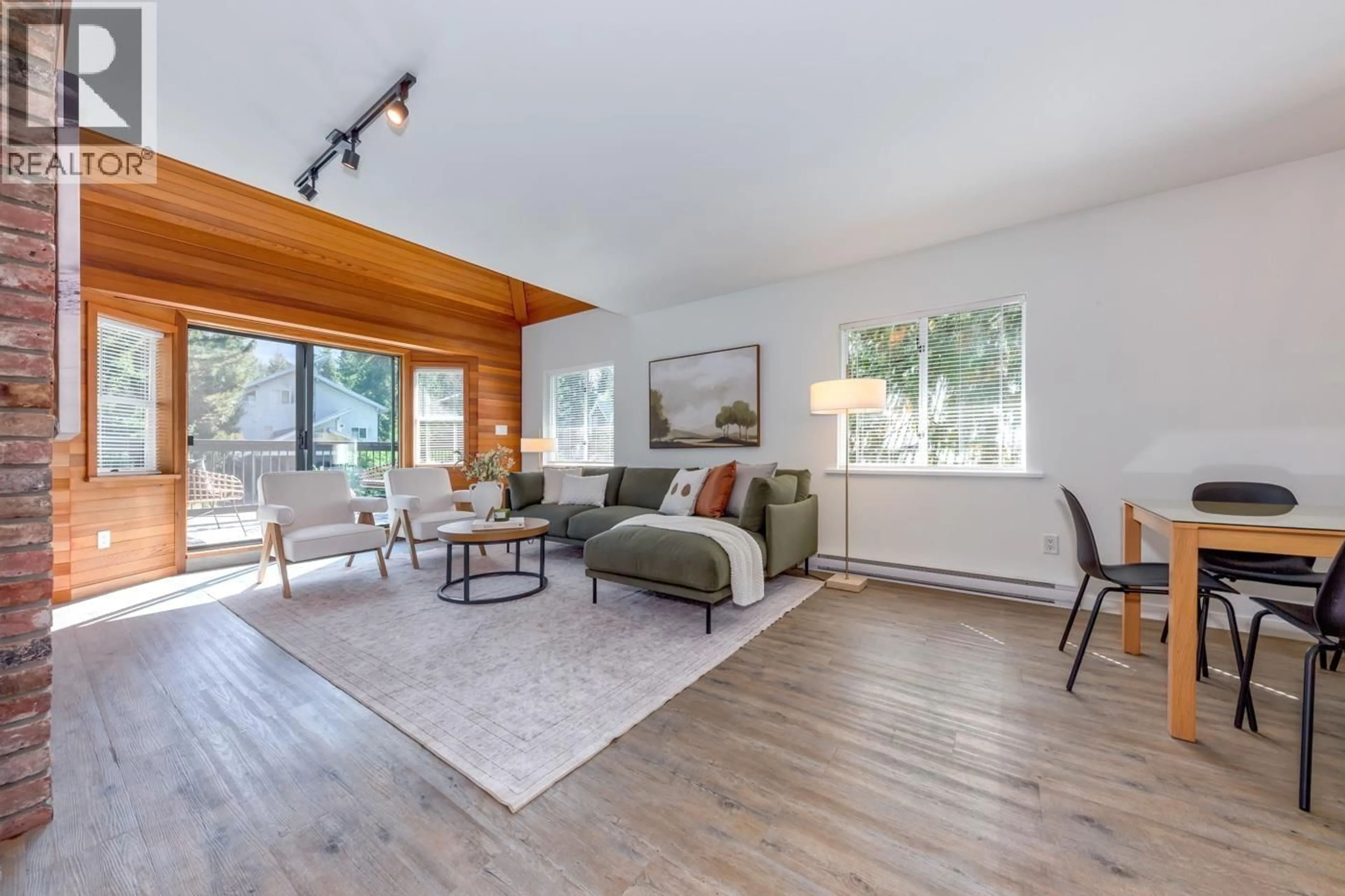 Living room with furniture, wood/laminate floor for 2053 GARIBALDI WAY, Whistler British Columbia V8E0A6