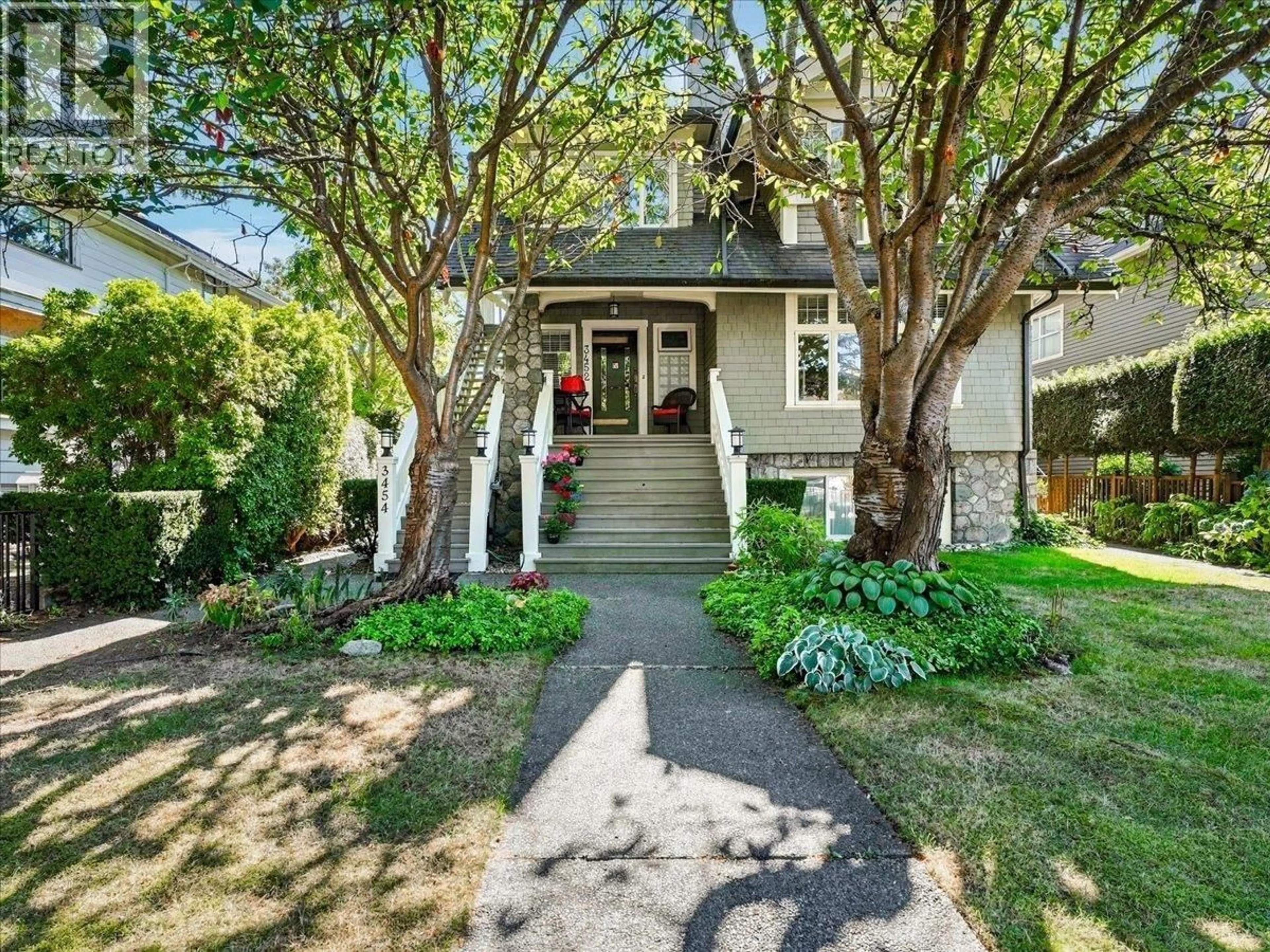 Unknown for 3454 3RD AVENUE, Vancouver British Columbia V6R1L5
