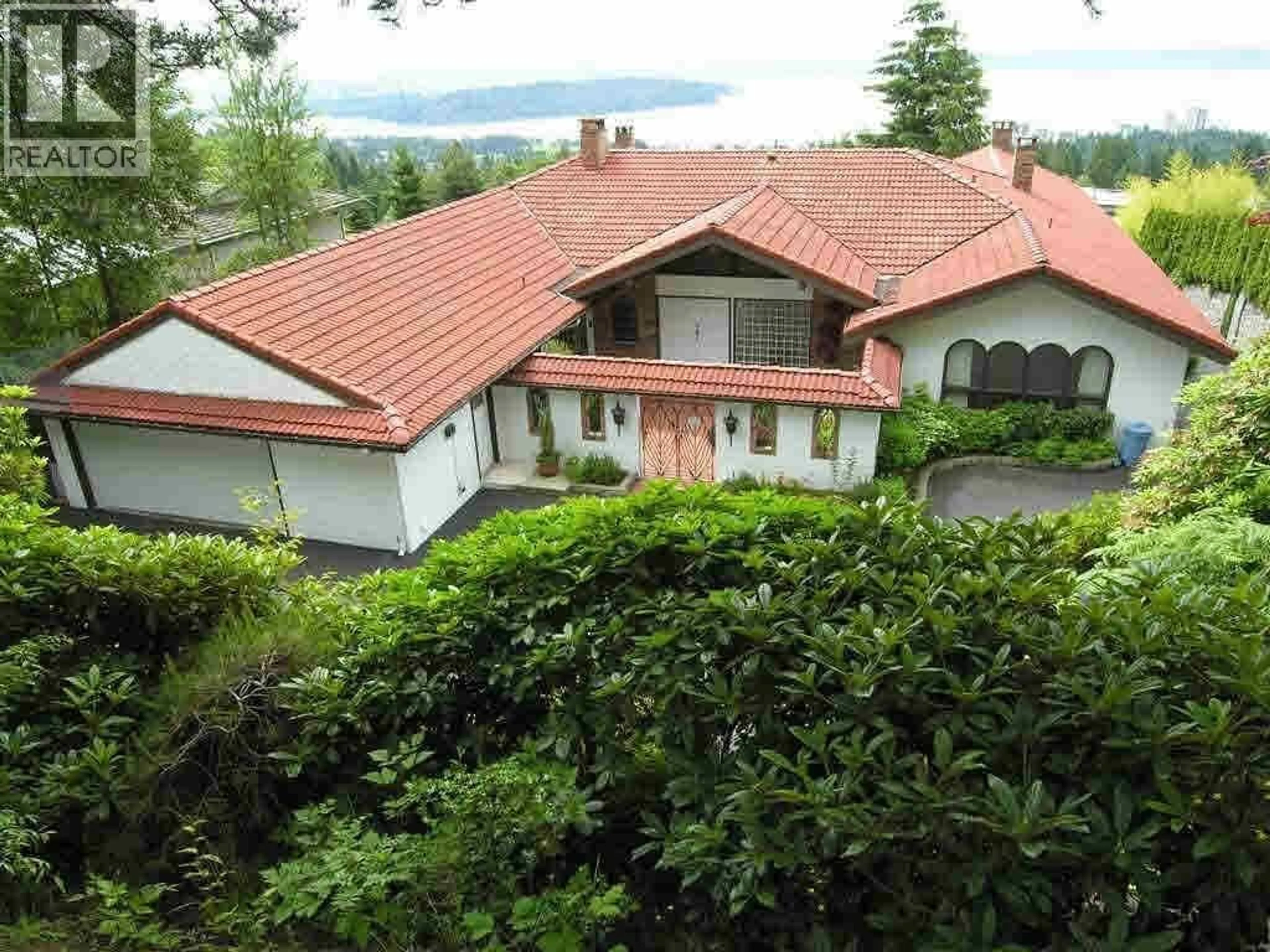 A pic from outside/outdoor area/front of a property/back of a property/a pic from drone, mountain view for 1355 TYROL ROAD, West Vancouver British Columbia V7S2L5