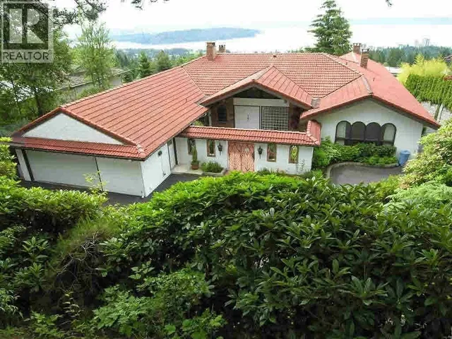 1355 TYROL ROAD, West Vancouver 3