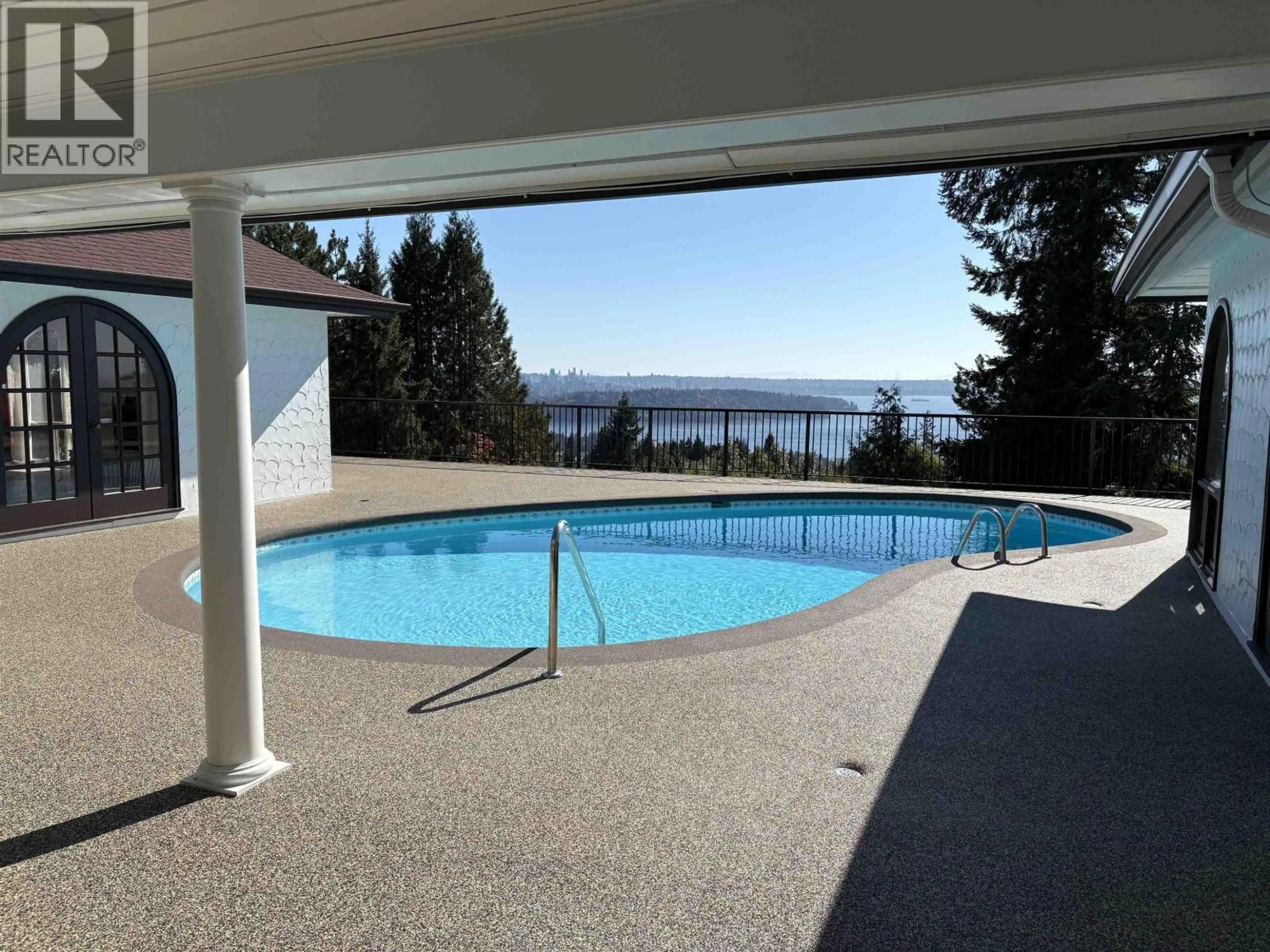 Pool for 1355 TYROL ROAD, West Vancouver British Columbia V7S2L5