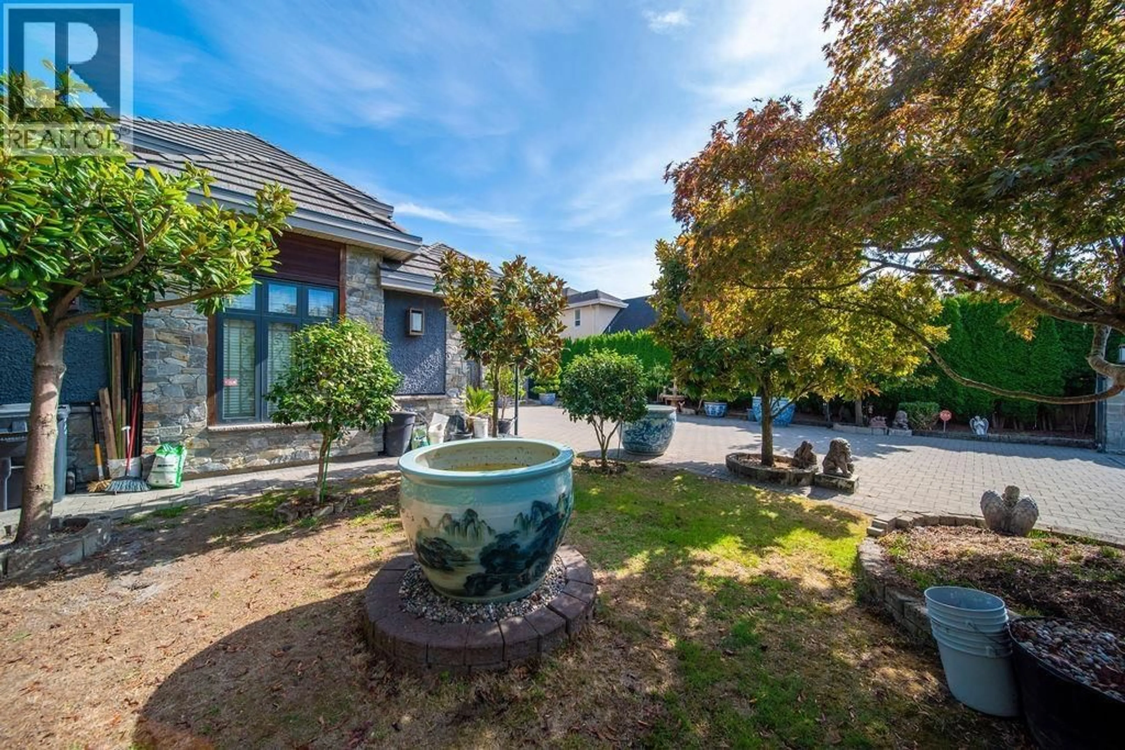 Patio, street for 8828 COOPER ROAD, Richmond British Columbia V6Y2M7