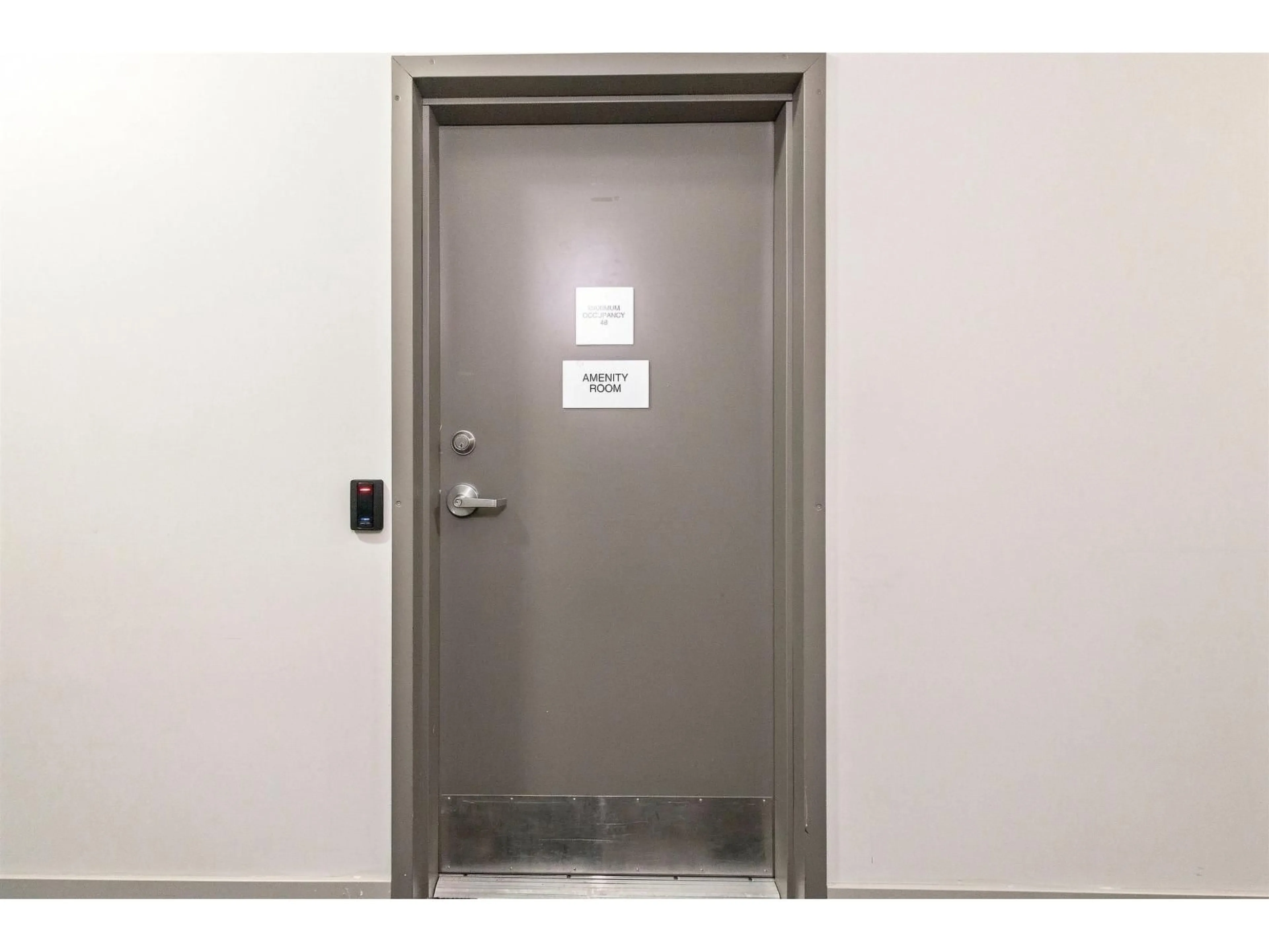 Indoor foyer for 308 - 9015 120 STREET, Delta British Columbia V4C0E3