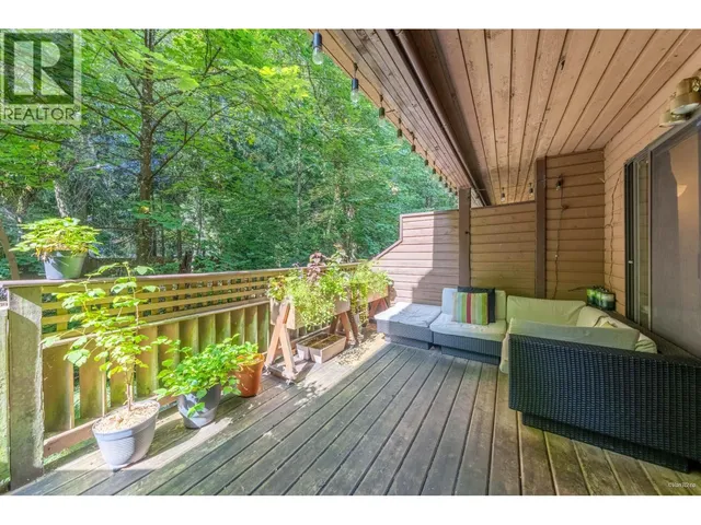 3319 MOUNTAIN HIGHWAY, North Vancouver 3
