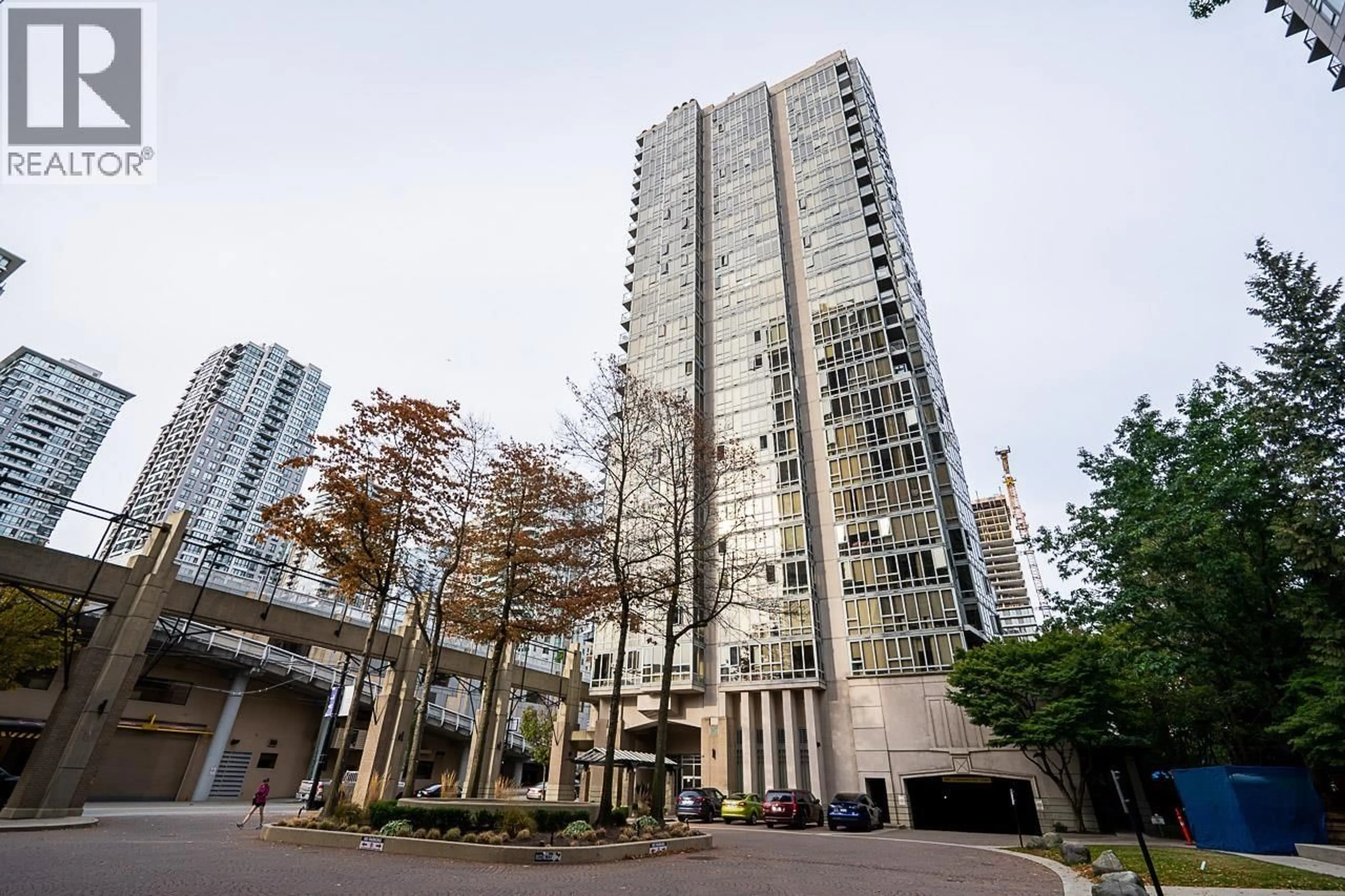 Indoor foyer for 2001 - 930 CAMBIE STREET, Vancouver British Columbia V6B5X6