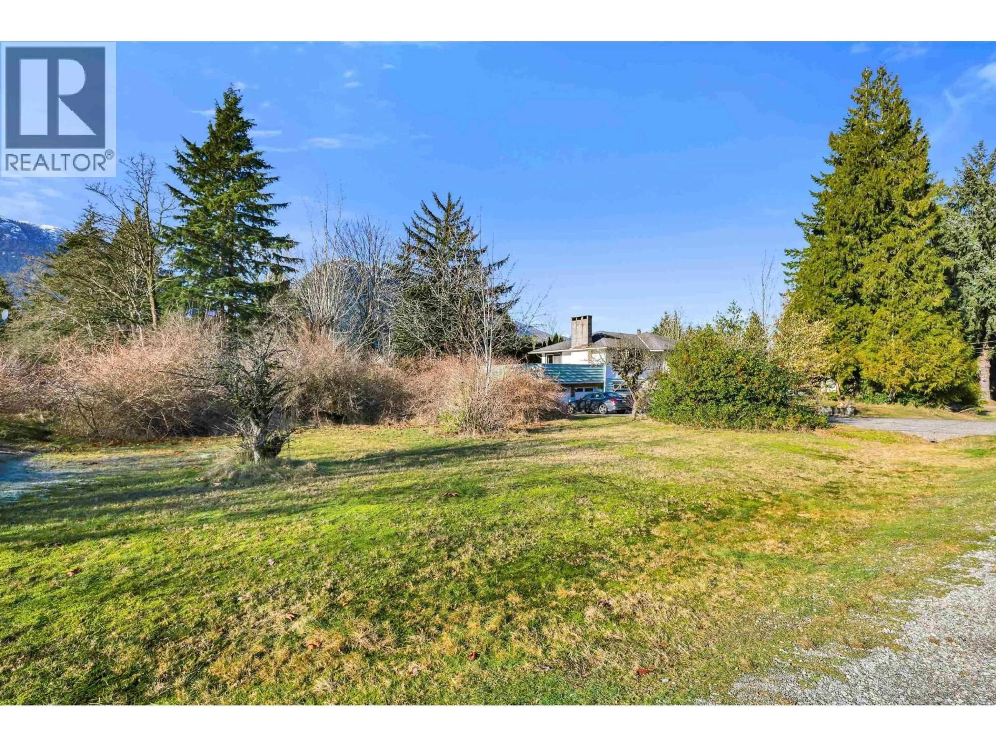 A pic from outside/outdoor area/front of a property/back of a property/a pic from drone, water/lake/river/ocean view for 40127 KALODON ROAD, Squamish British Columbia V0N1T0