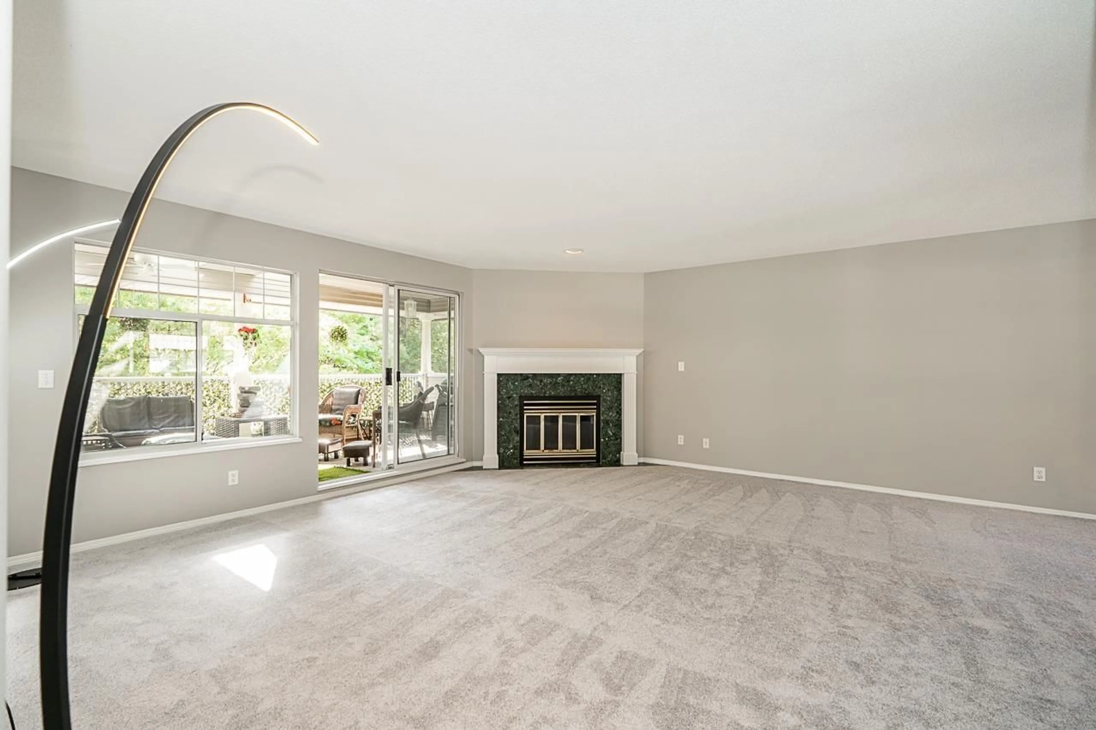 Unknown for 231 - 20391 96 AVENUE, Surrey British Columbia V1M2L2