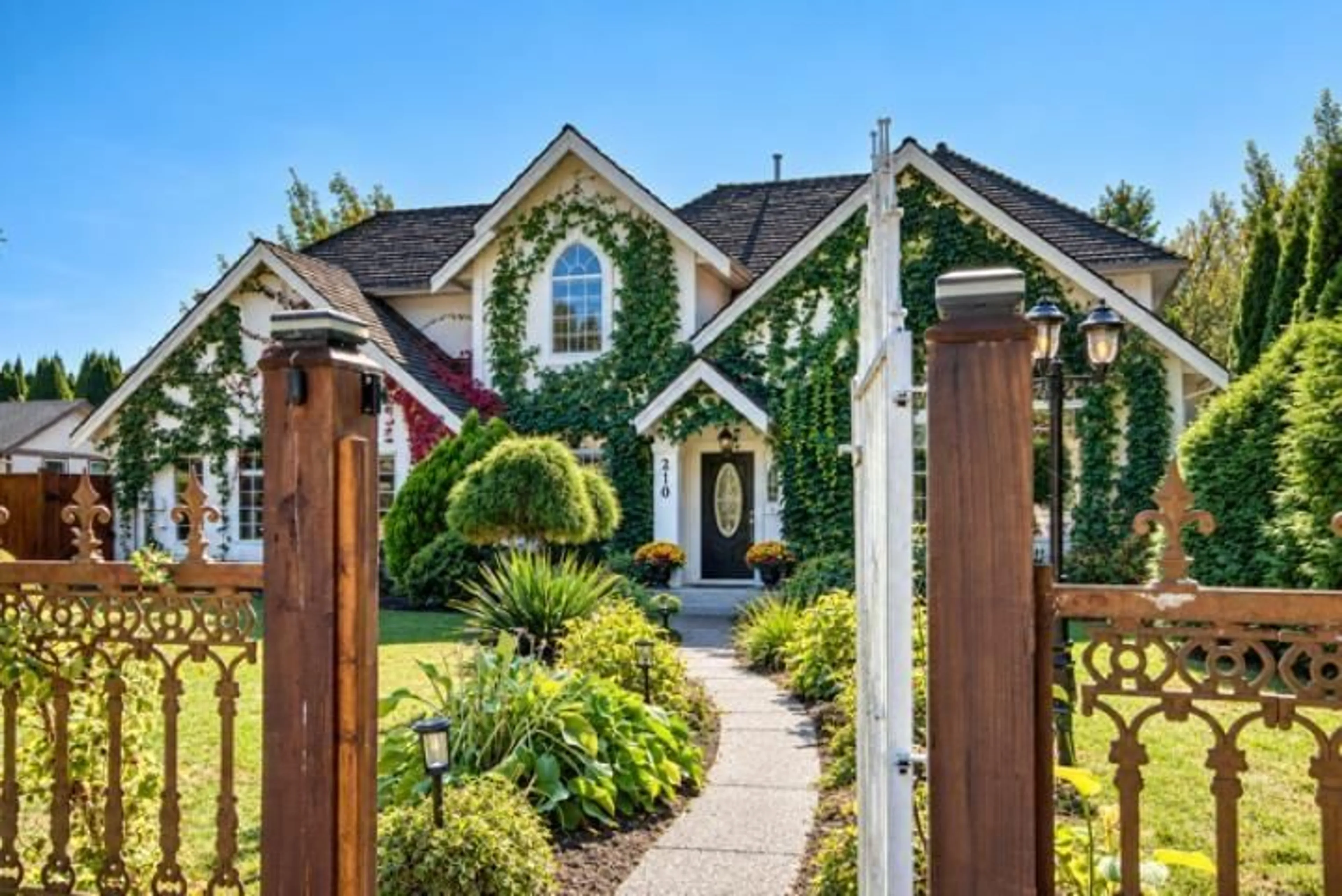 Home with brick exterior material, street for 35210 MCEWEN AVENUE, Mission British Columbia V2V6R4