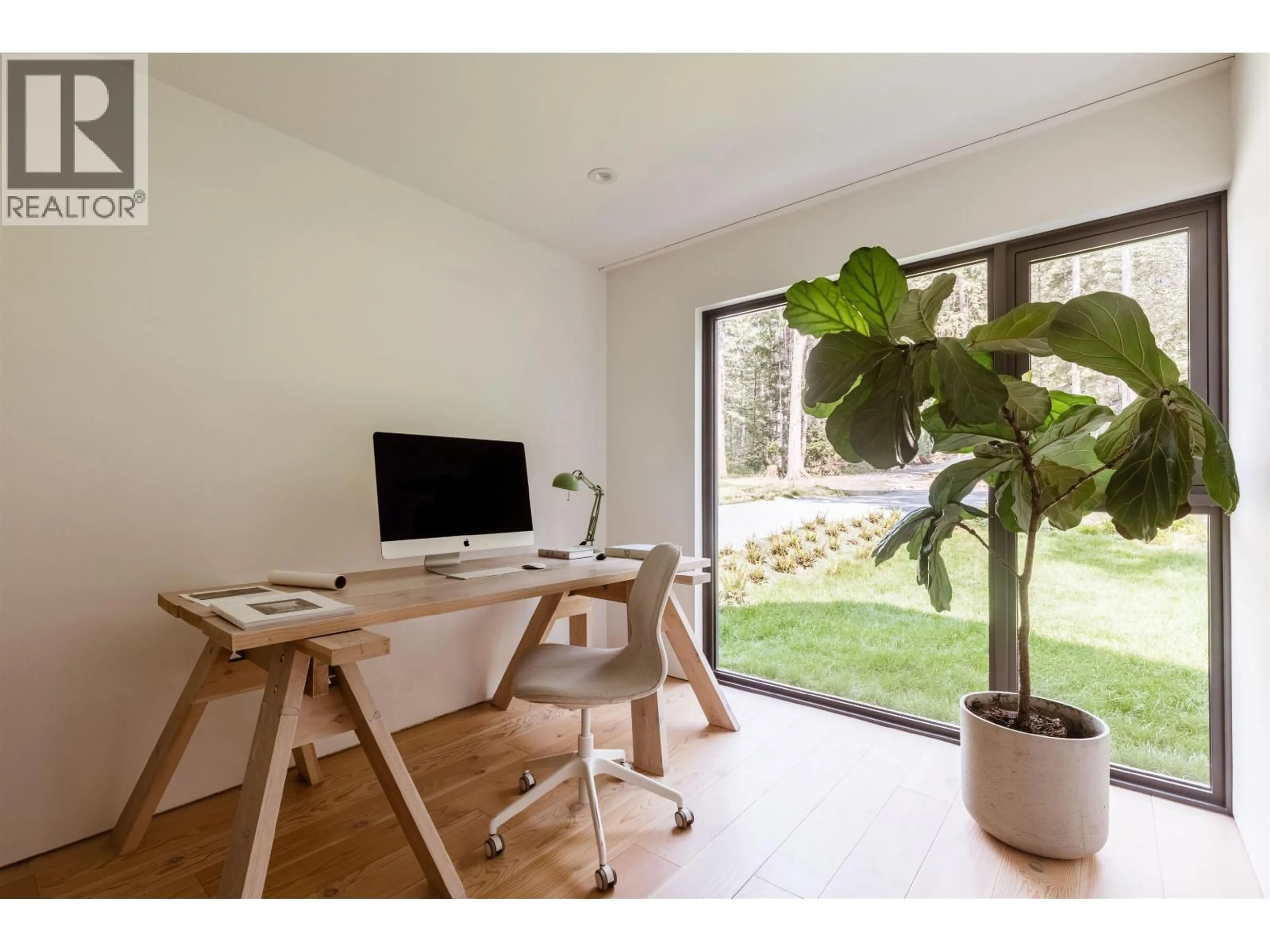 A pic of a room for 1616 JOAN AUDREY LANE, Bowen Island British Columbia V0N1G2