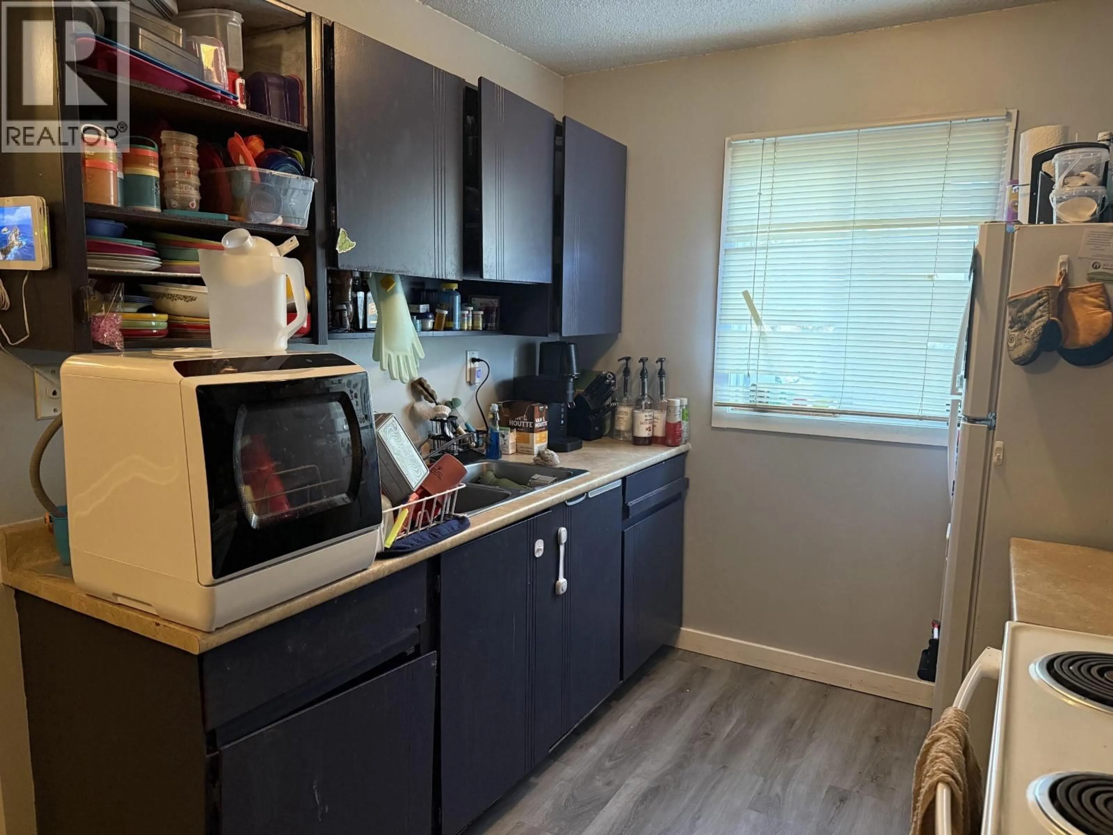 Standard kitchen, unknown for 50 - 605 CARSON DRIVE, Williams Lake British Columbia V2G1T1