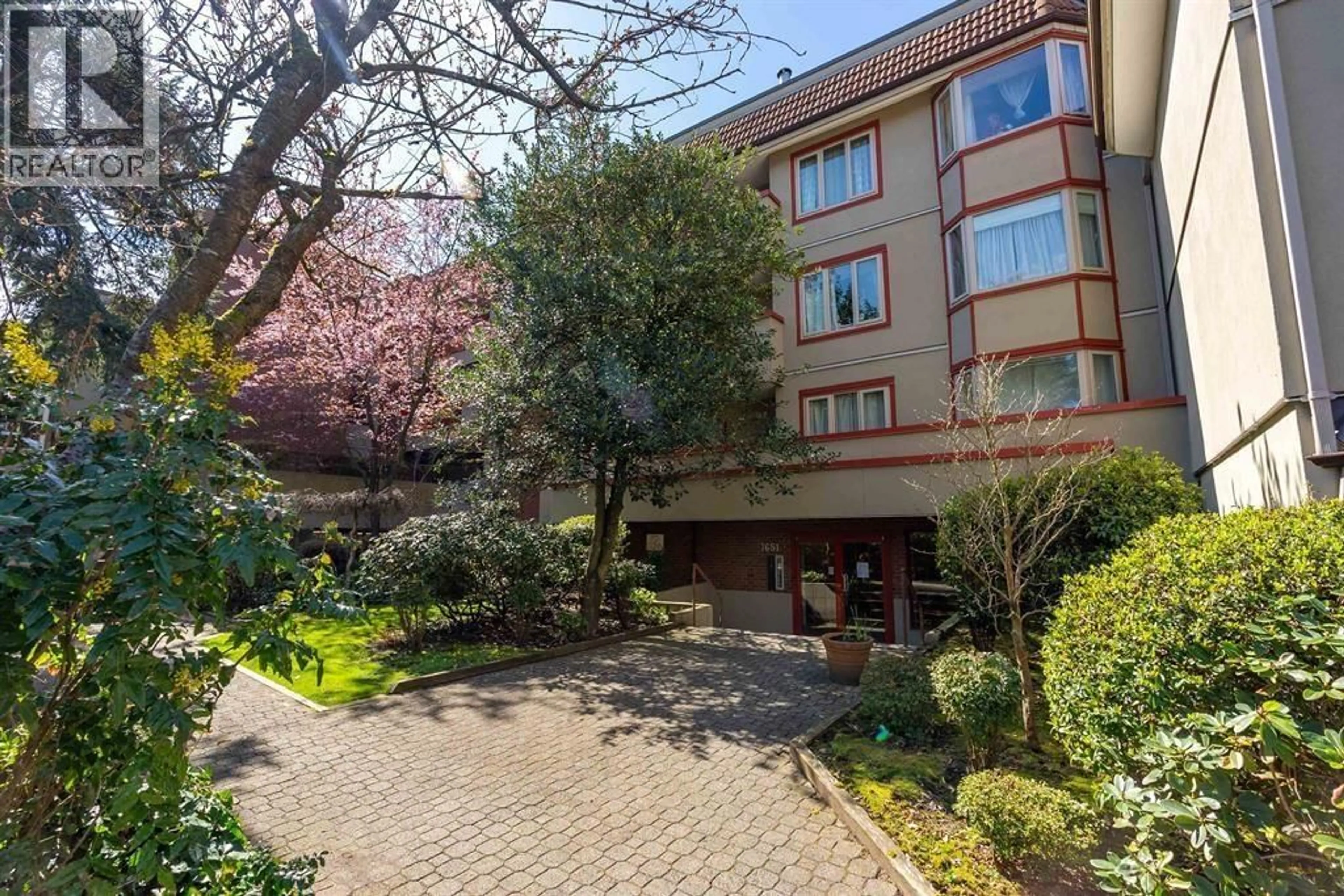 A pic from outside/outdoor area/front of a property/back of a property/a pic from drone, street for 129 - 7651 MINORU BOULEVARD, Richmond British Columbia V6Y1Z3