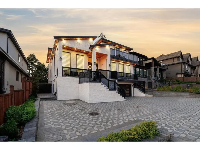 18065 58A AVENUE, Surrey 3