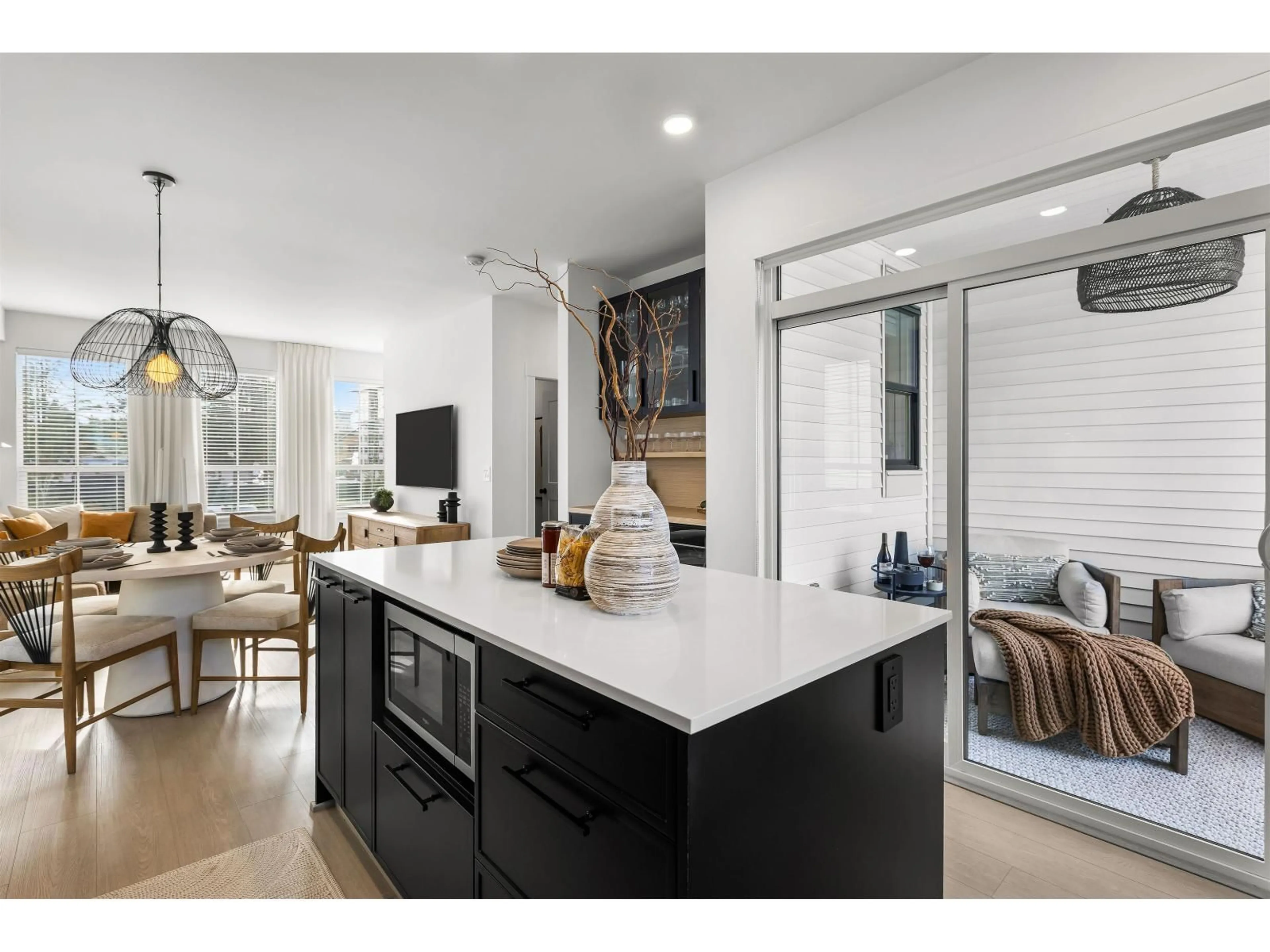 Open concept kitchen, ceramic/tile floor for 29 - 2891 MONTROSE AVENUE, Abbotsford British Columbia N0N0N0