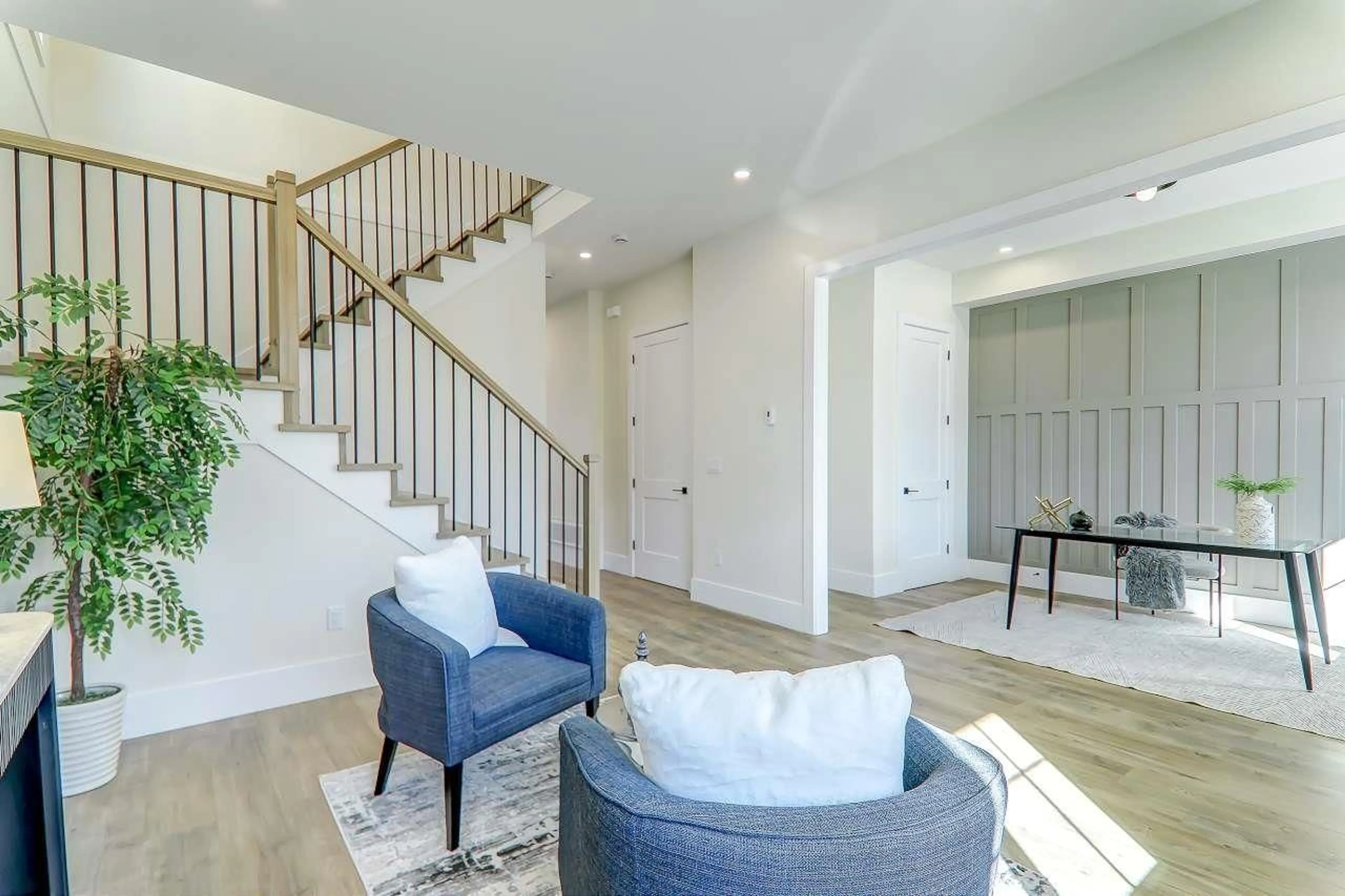 Indoor entryway for 20657 76 AVENUE, Langley British Columbia V2Y1V9