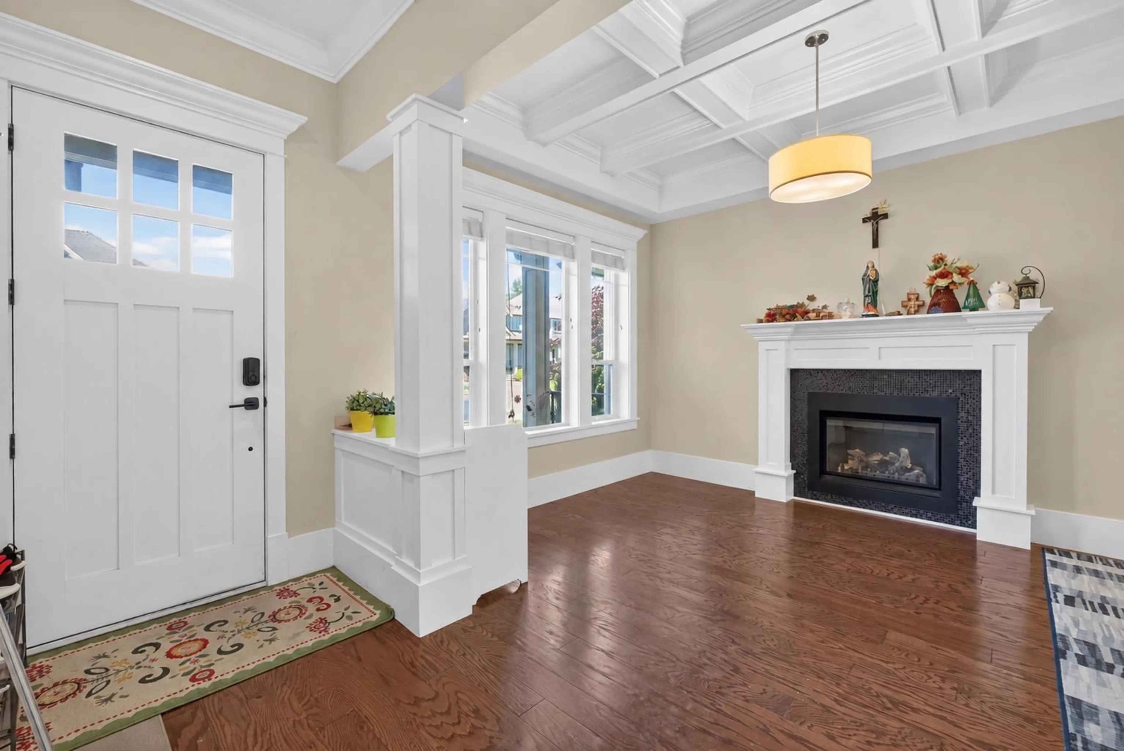 Indoor entryway for 7296 198A STREET, Langley British Columbia V2Y1R9