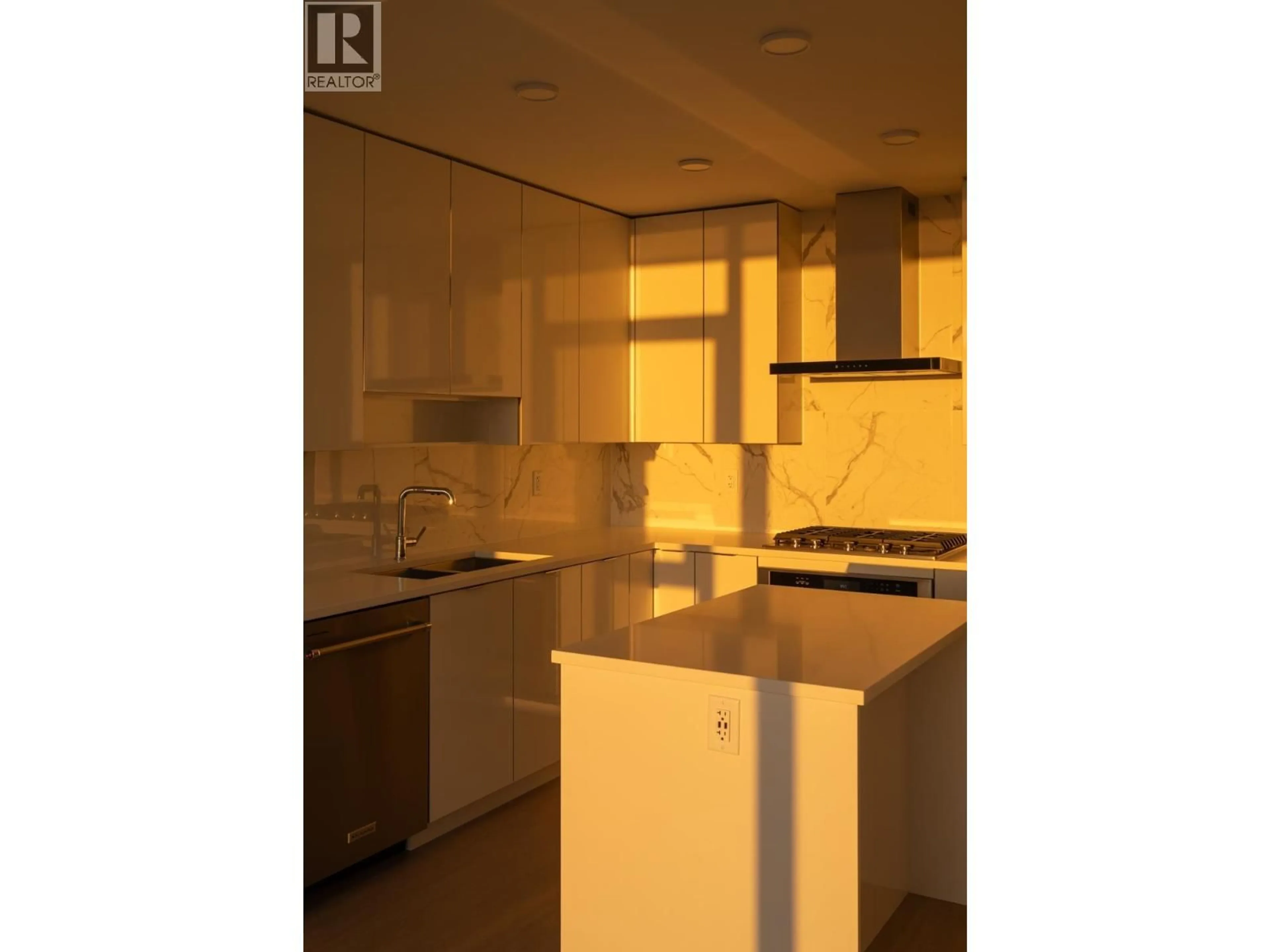 Standard kitchen, wood/laminate floor for 2307 - 555 SYDNEY AVENUE, Coquitlam British Columbia V3K0G5