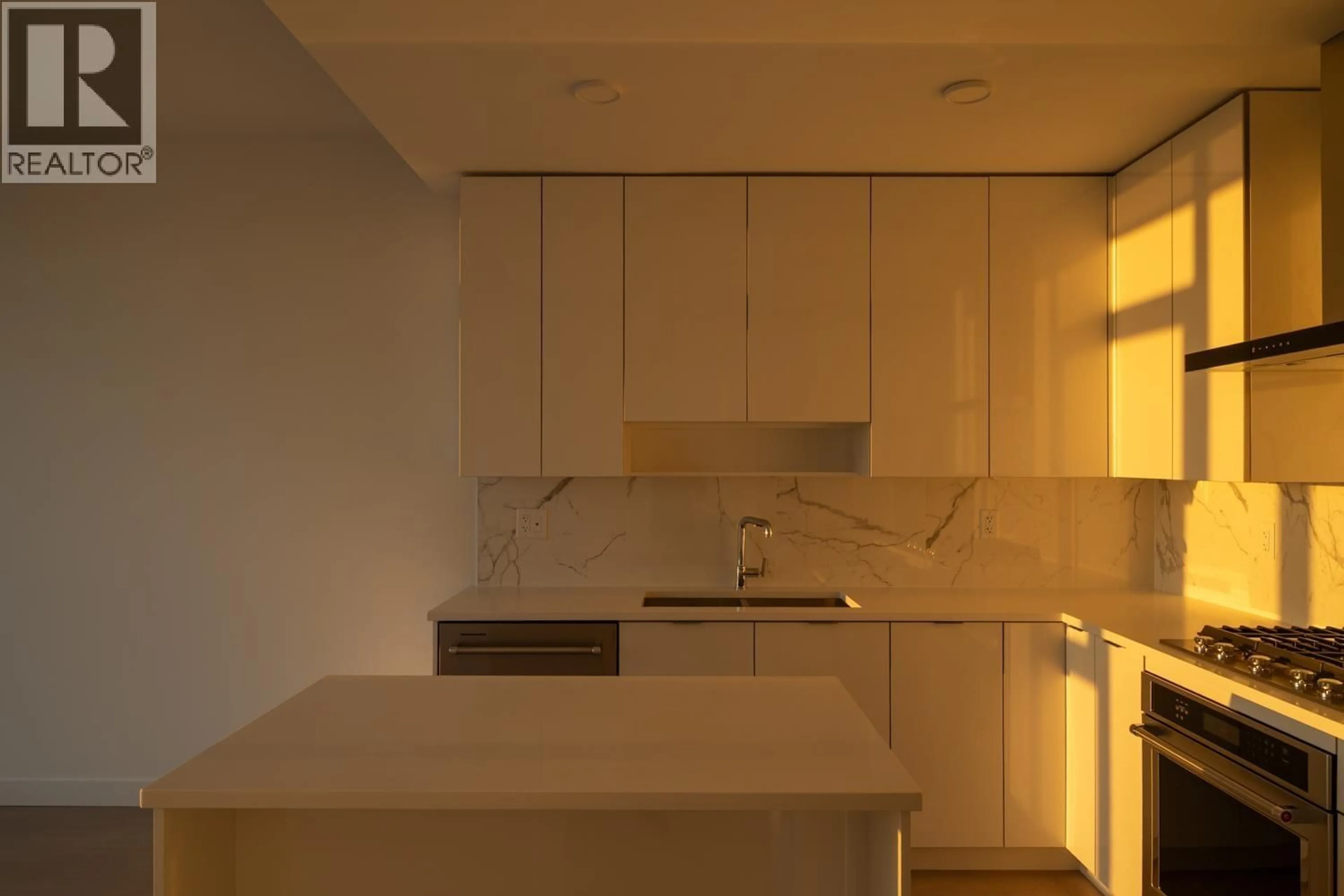 Standard kitchen, unknown for 2307 - 555 SYDNEY AVENUE, Coquitlam British Columbia V3K0G5