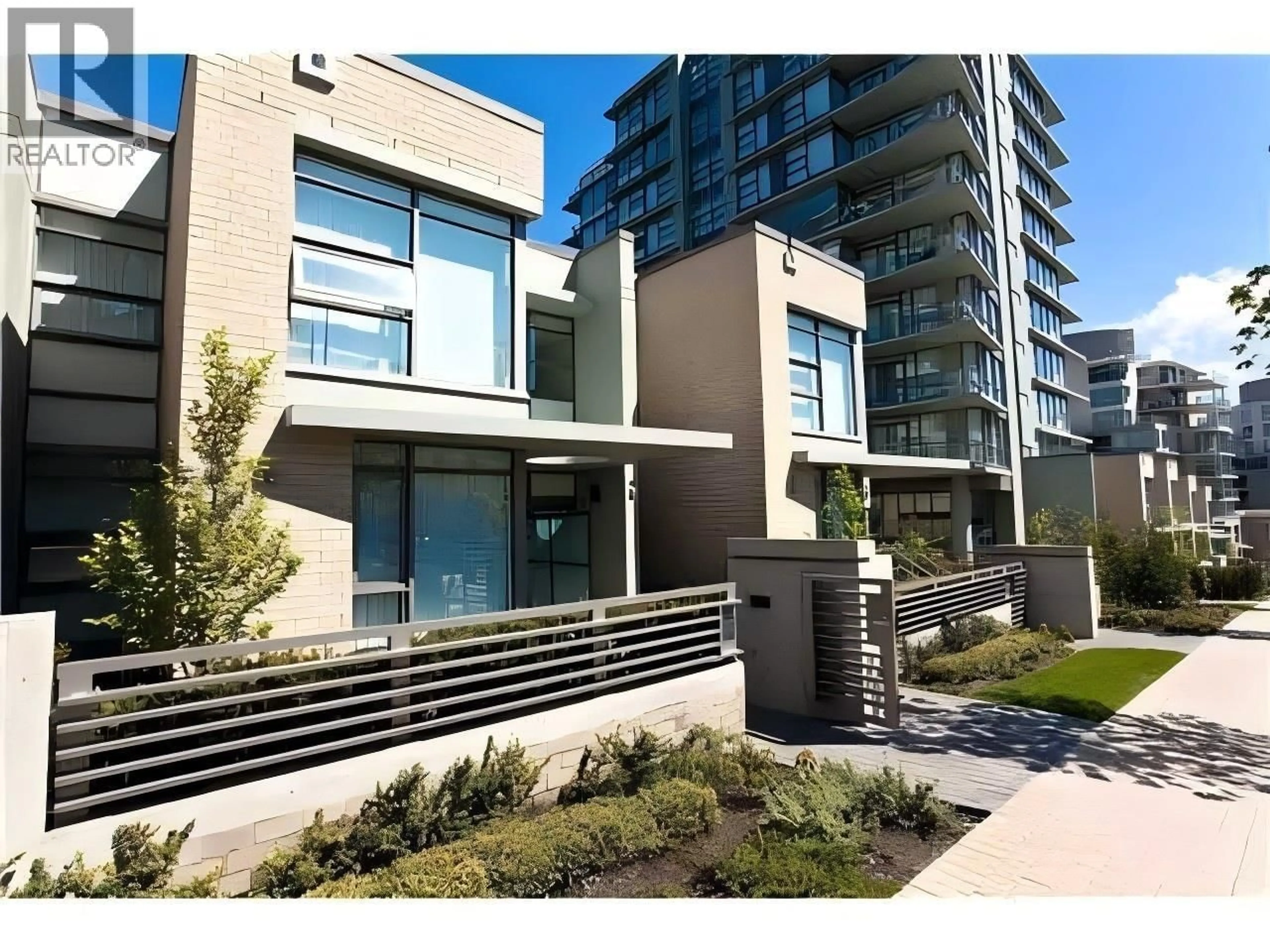 Patio, street for TH1 9188 UNIVERSITY CRESCENT, Burnaby British Columbia V5A0A5