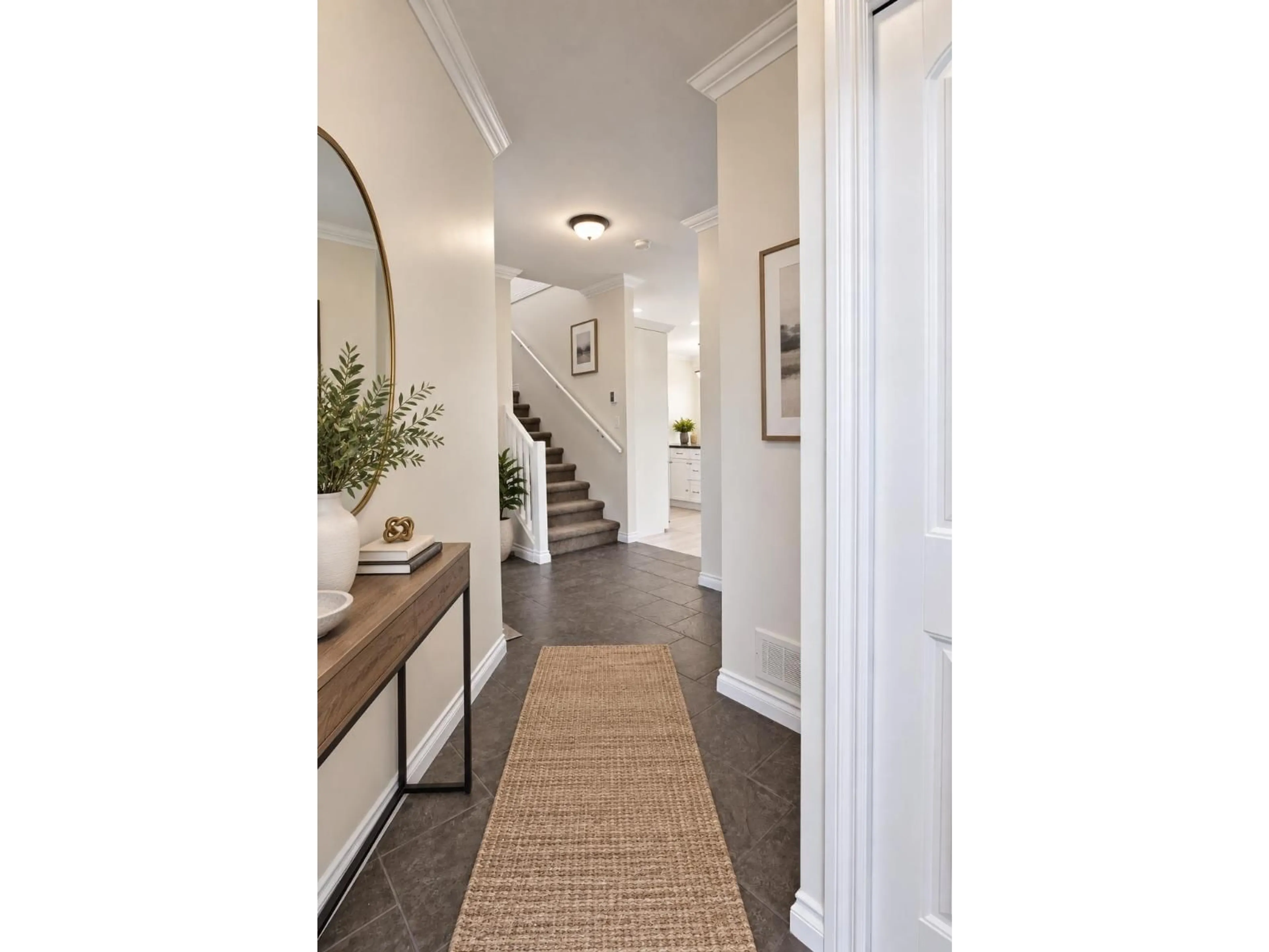 Indoor entryway for 3 - 1854 HEATH ROAD, Agassiz British Columbia V0M1A0