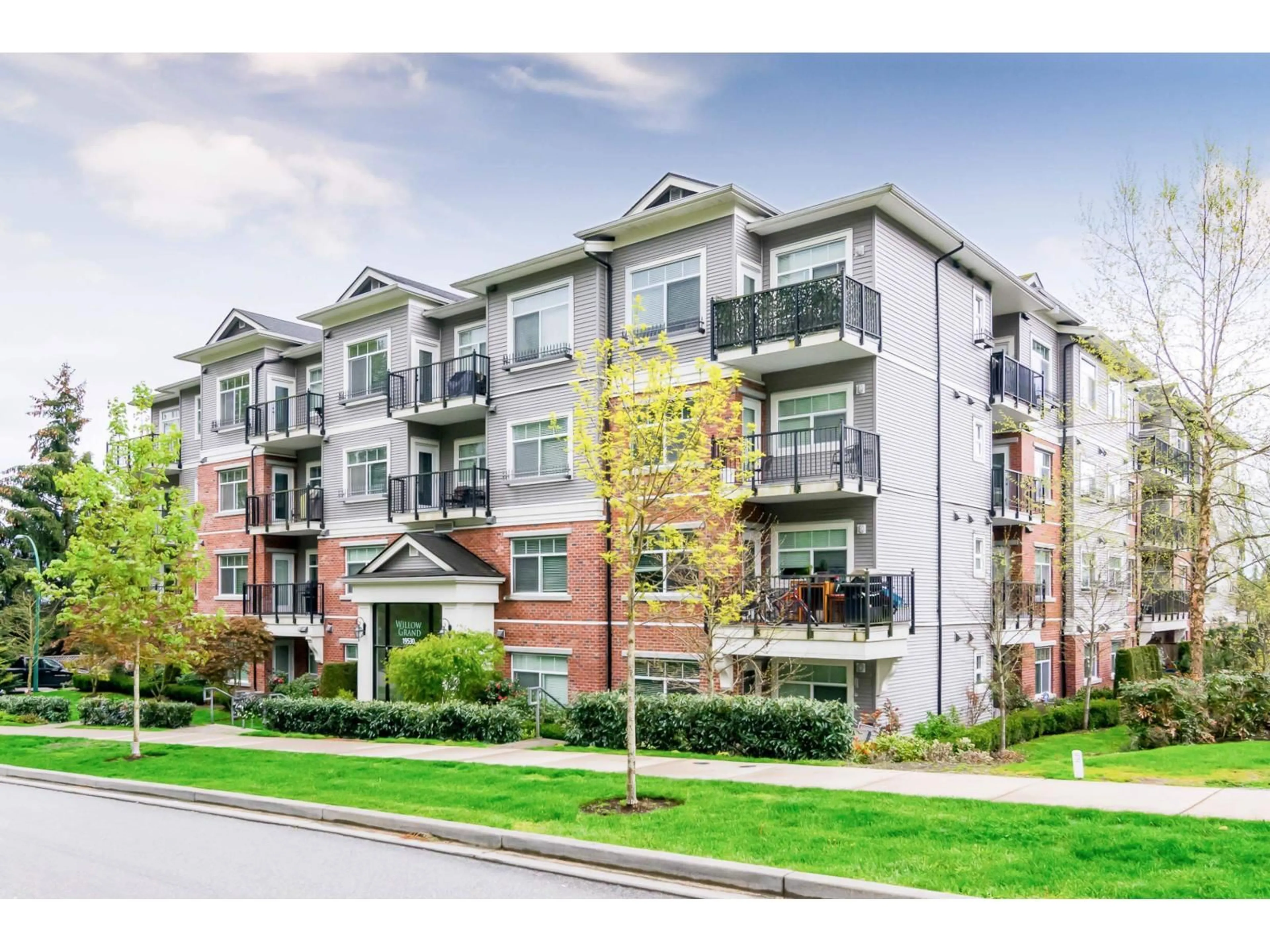 Unknown for 107 - 19530 65 AVENUE, Surrey British Columbia V4N6M1