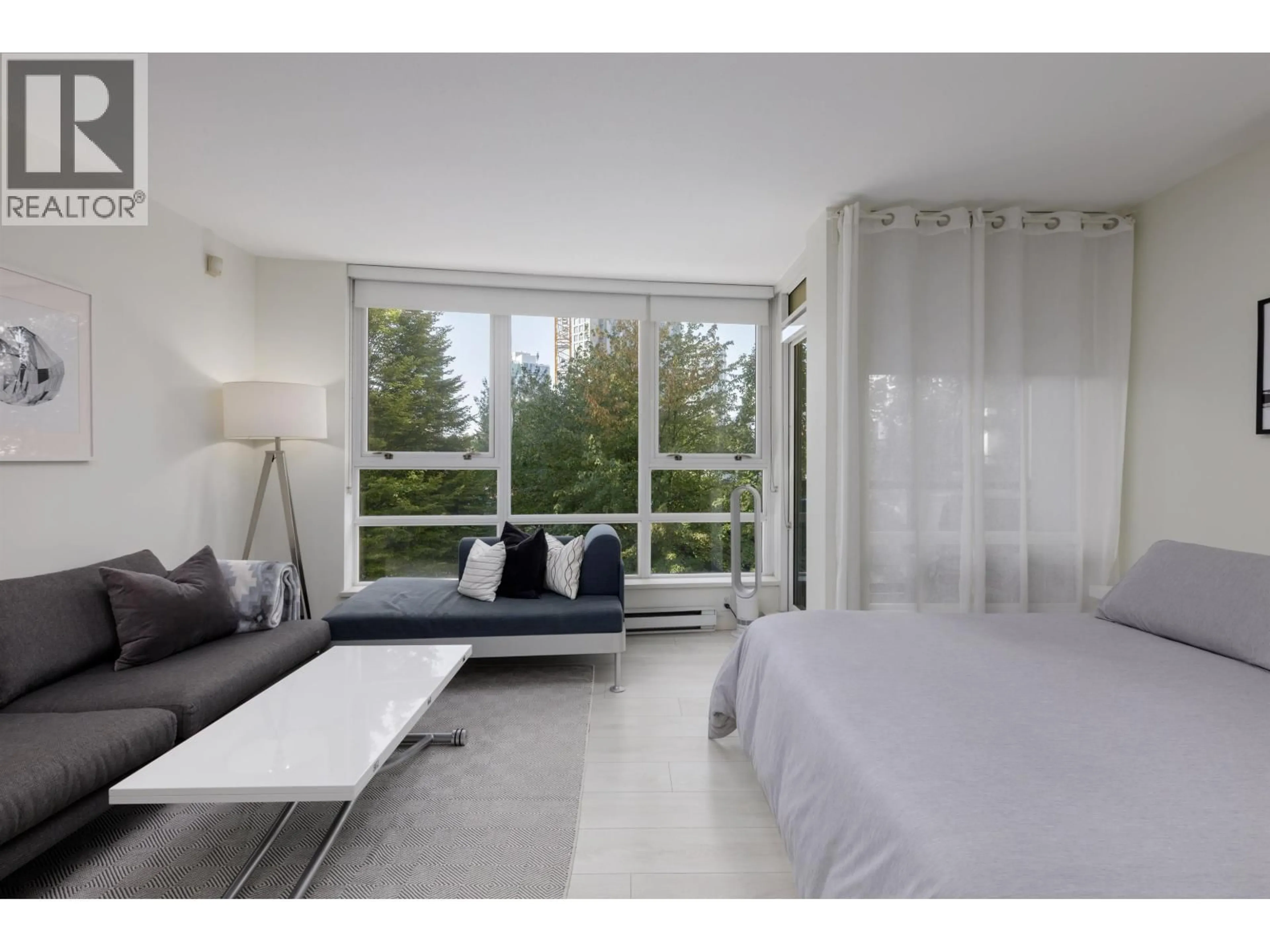 Bedroom with bed, unknown for 301 - 928 BEATTY STREET, Vancouver British Columbia V6Z3G6