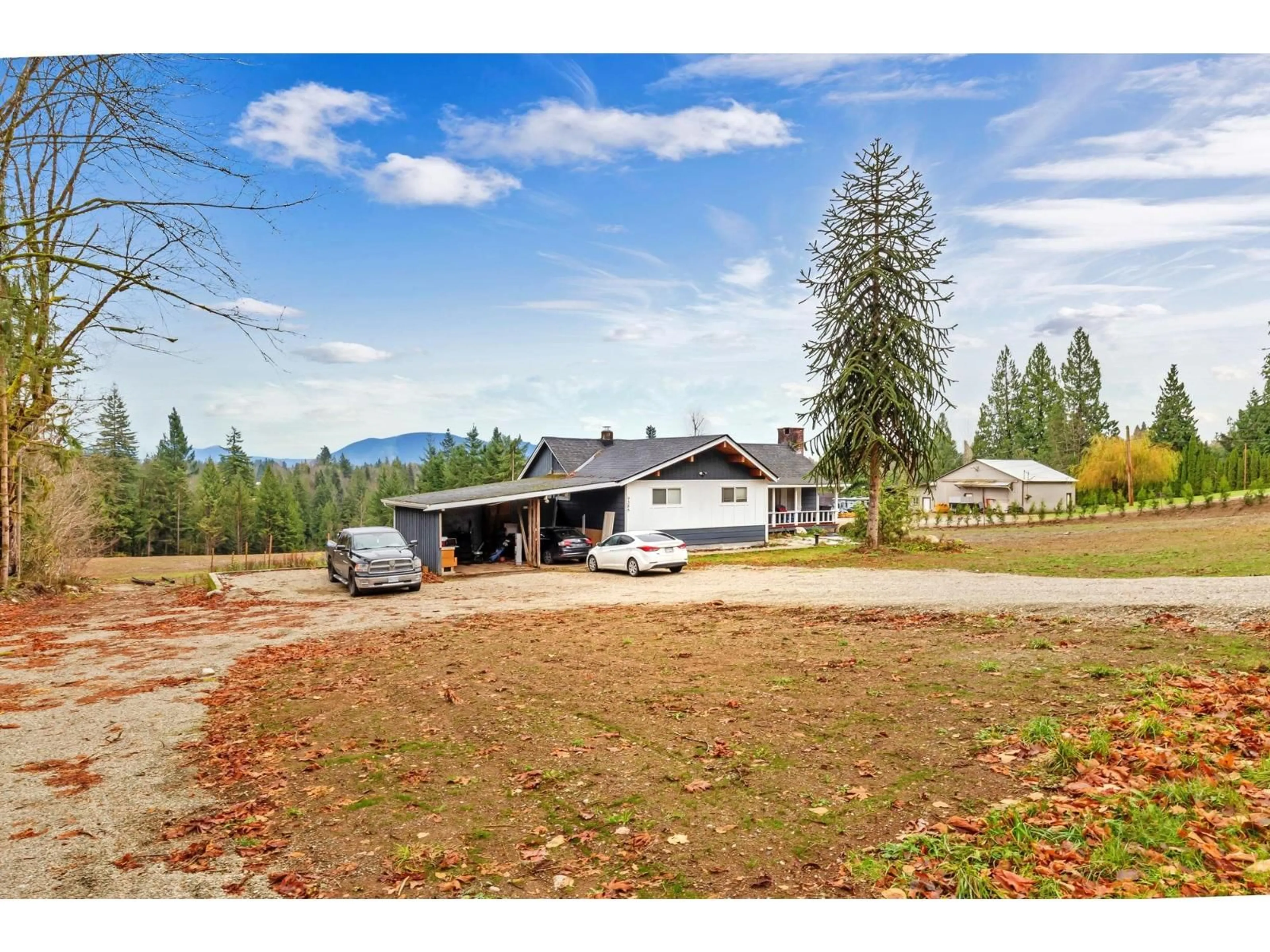A pic from outside/outdoor area/front of a property/back of a property/a pic from drone, mountain view for 9386 CLAY STREET, Mission British Columbia V4S1G2