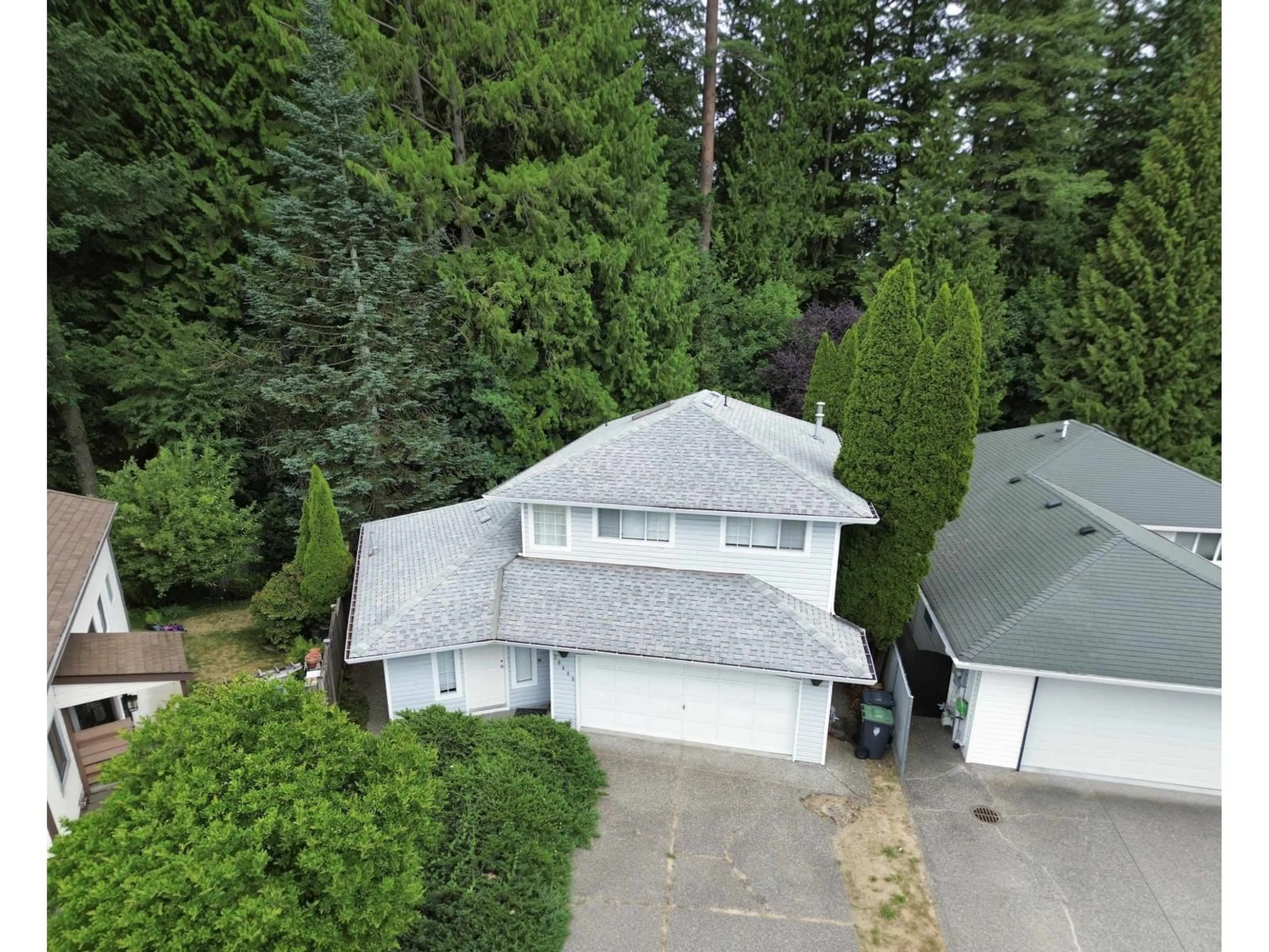 A pic from outside/outdoor area/front of a property/back of a property/a pic from drone, unknown for 20885 95A AVENUE, Langley British Columbia V1M2C5