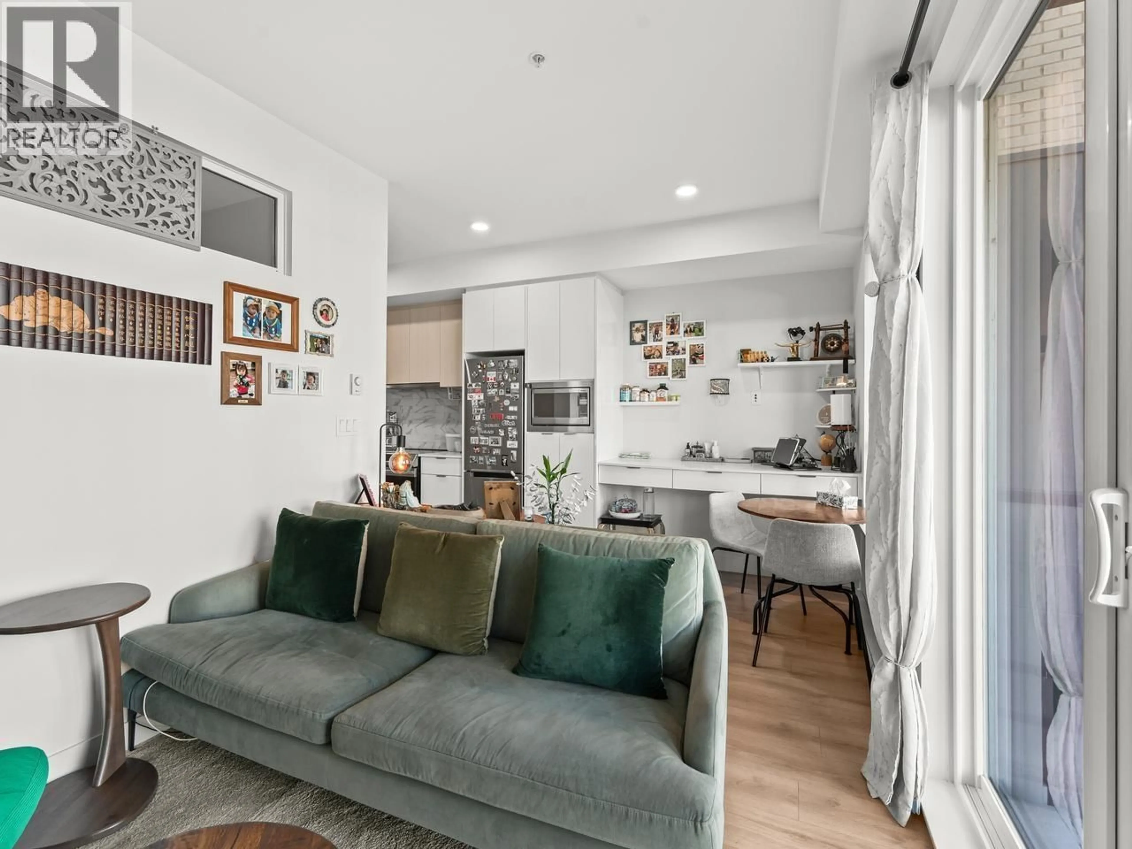 Open concept kitchen, unknown for 214 - 1792 STARLING DRIVE, Tsawwassen British Columbia V4M0E4