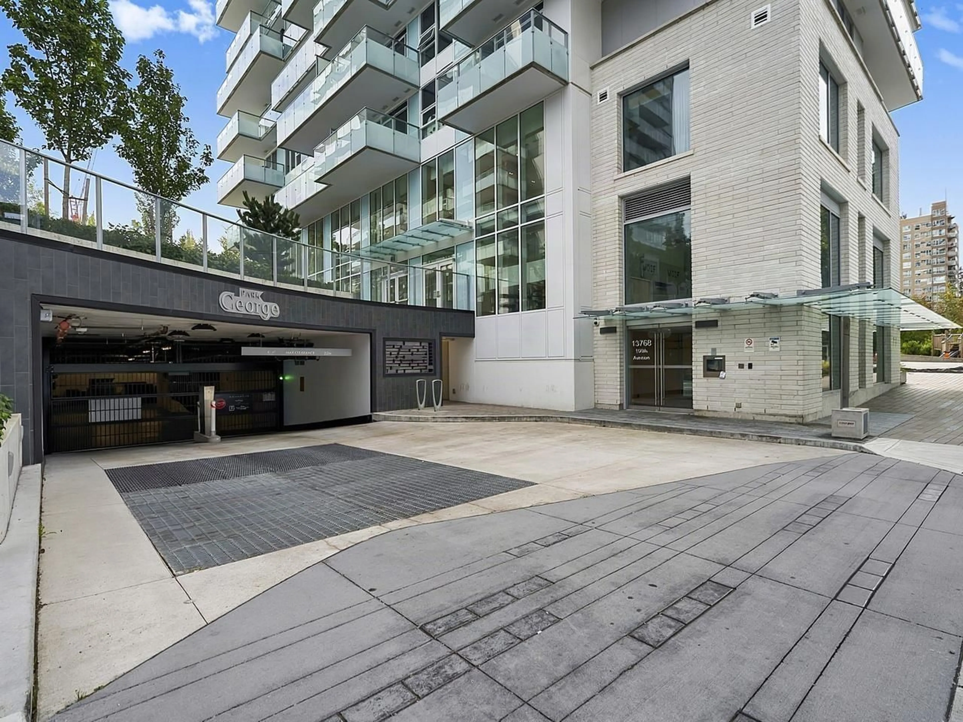 Indoor foyer for 3108 - 13768 100 AVENUE, Surrey British Columbia V3T0V2