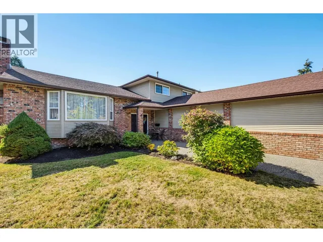5247 57 STREET, Delta 2