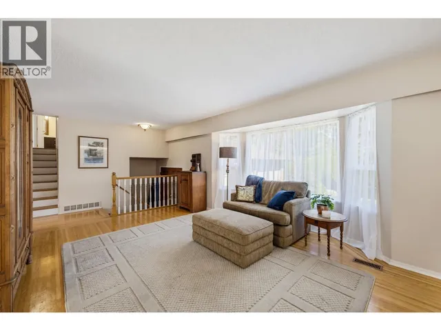 5247 57 STREET, Delta 5