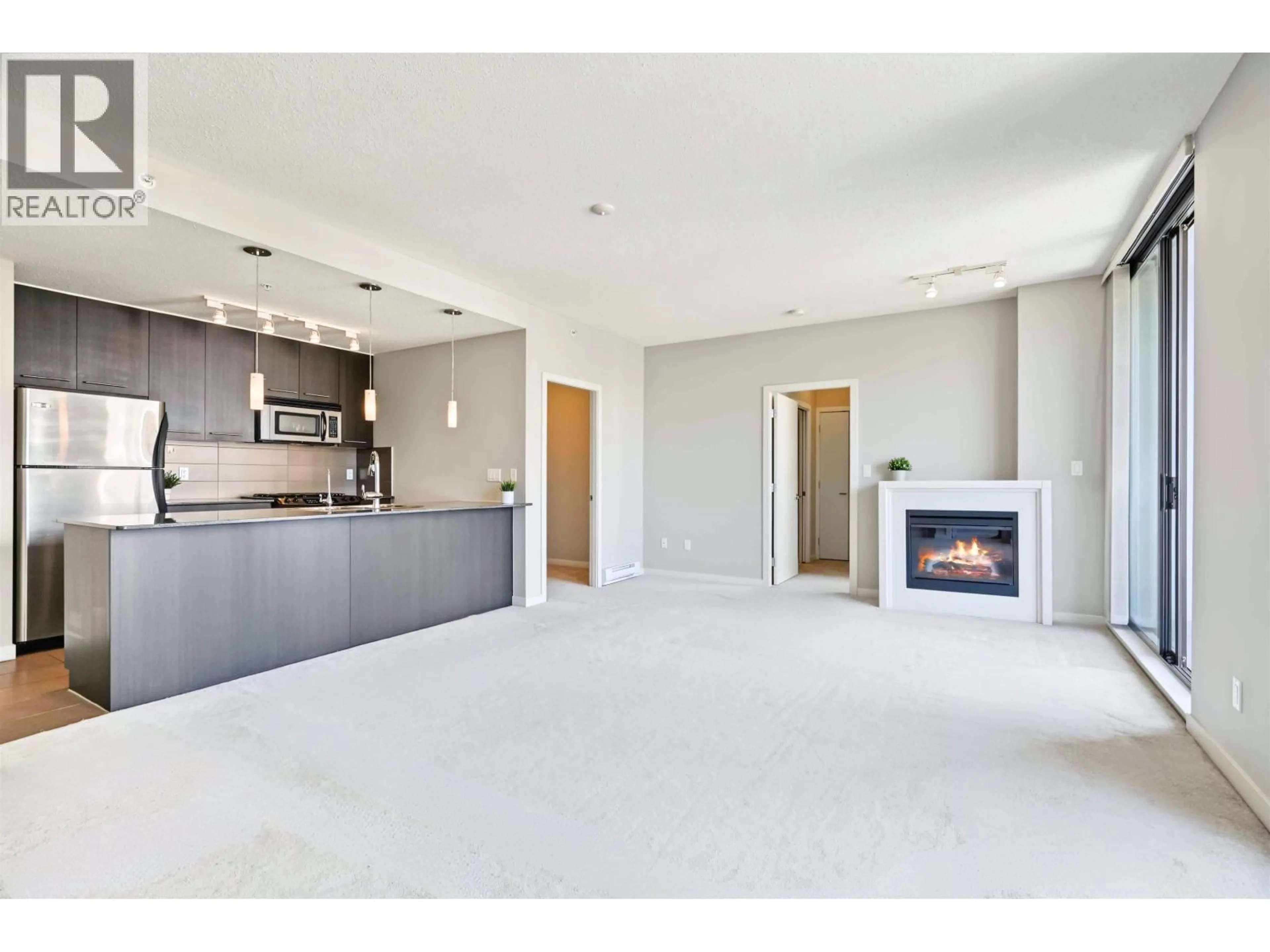 Open concept kitchen, unknown for 1401 - 2979 GLEN DRIVE, Coquitlam British Columbia V3B0B2