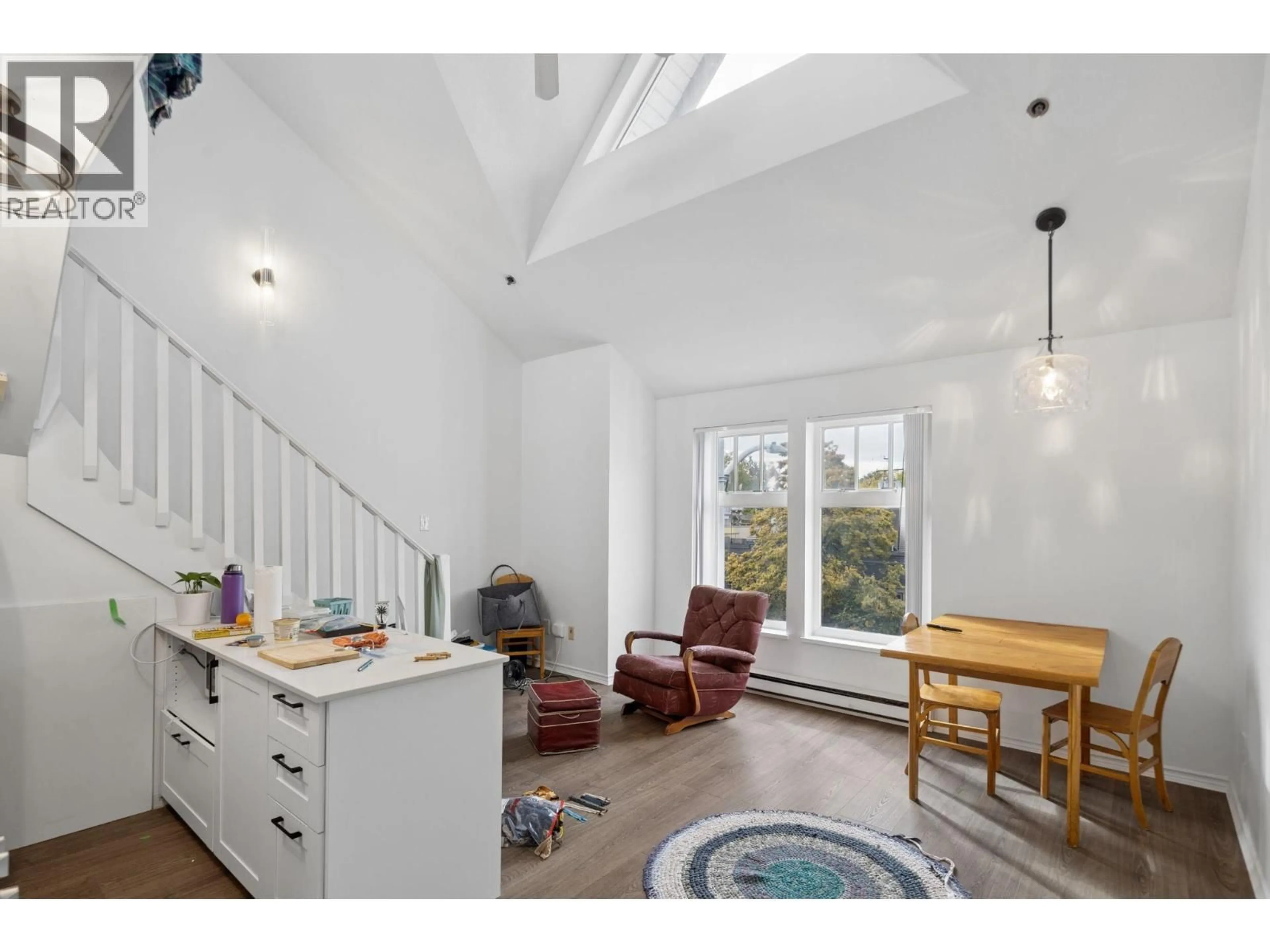 Unknown for 6 - 2023 WEST 4TH AVENUE, Vancouver British Columbia V6J1N3