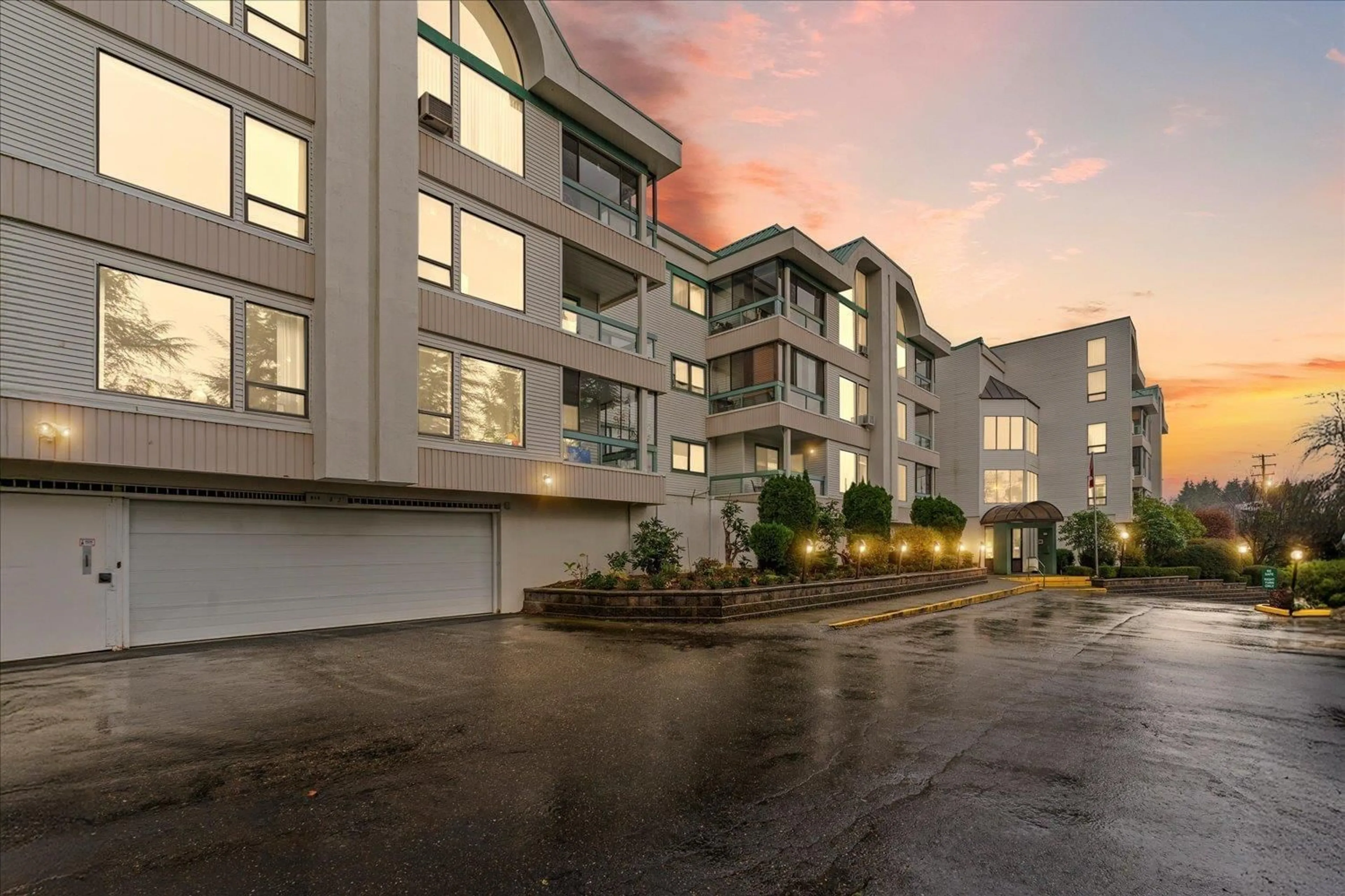 Unknown for 113 - 33030 GEORGE FERGUSON WAY, Abbotsford British Columbia V2S6Y2