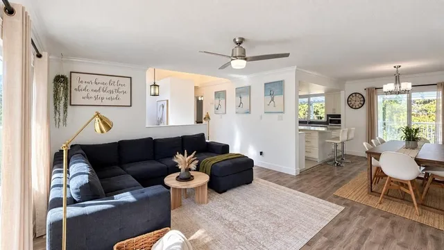7545 143 STREET, Surrey 5