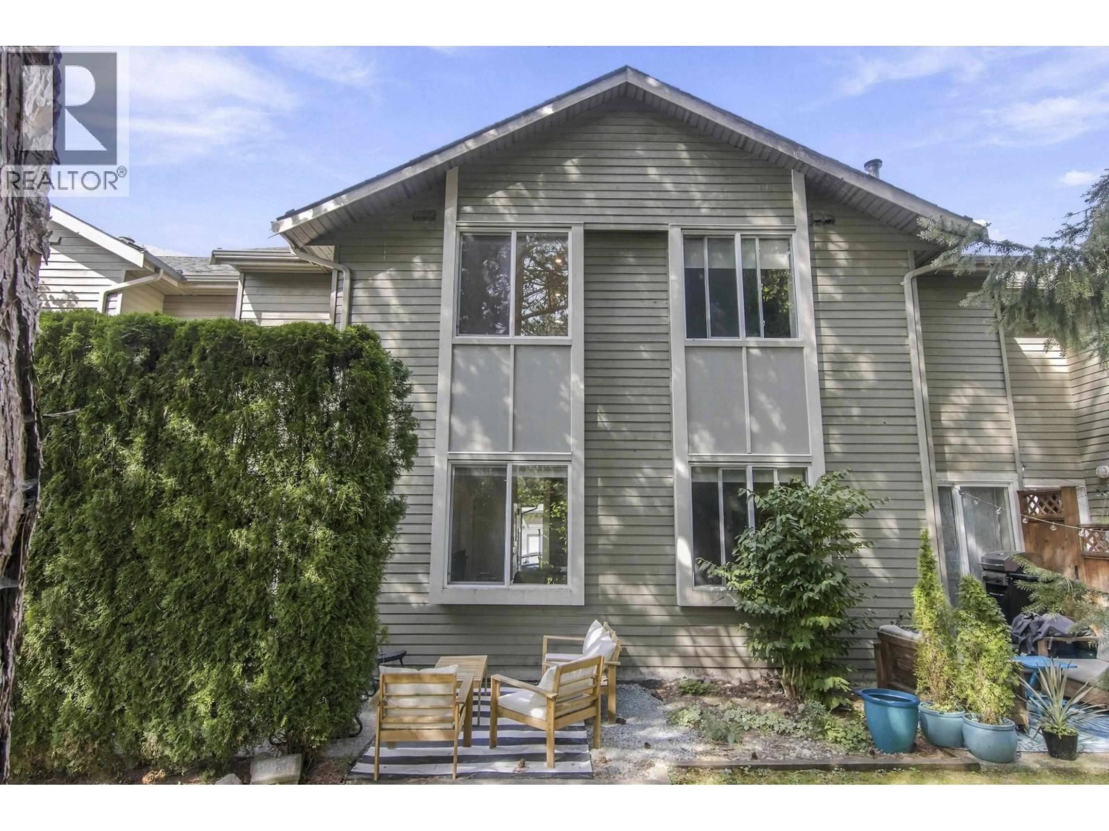 Home with vinyl exterior material, street for 16 - 40200 GOVERNMENT ROAD, Squamish British Columbia V8B0G6